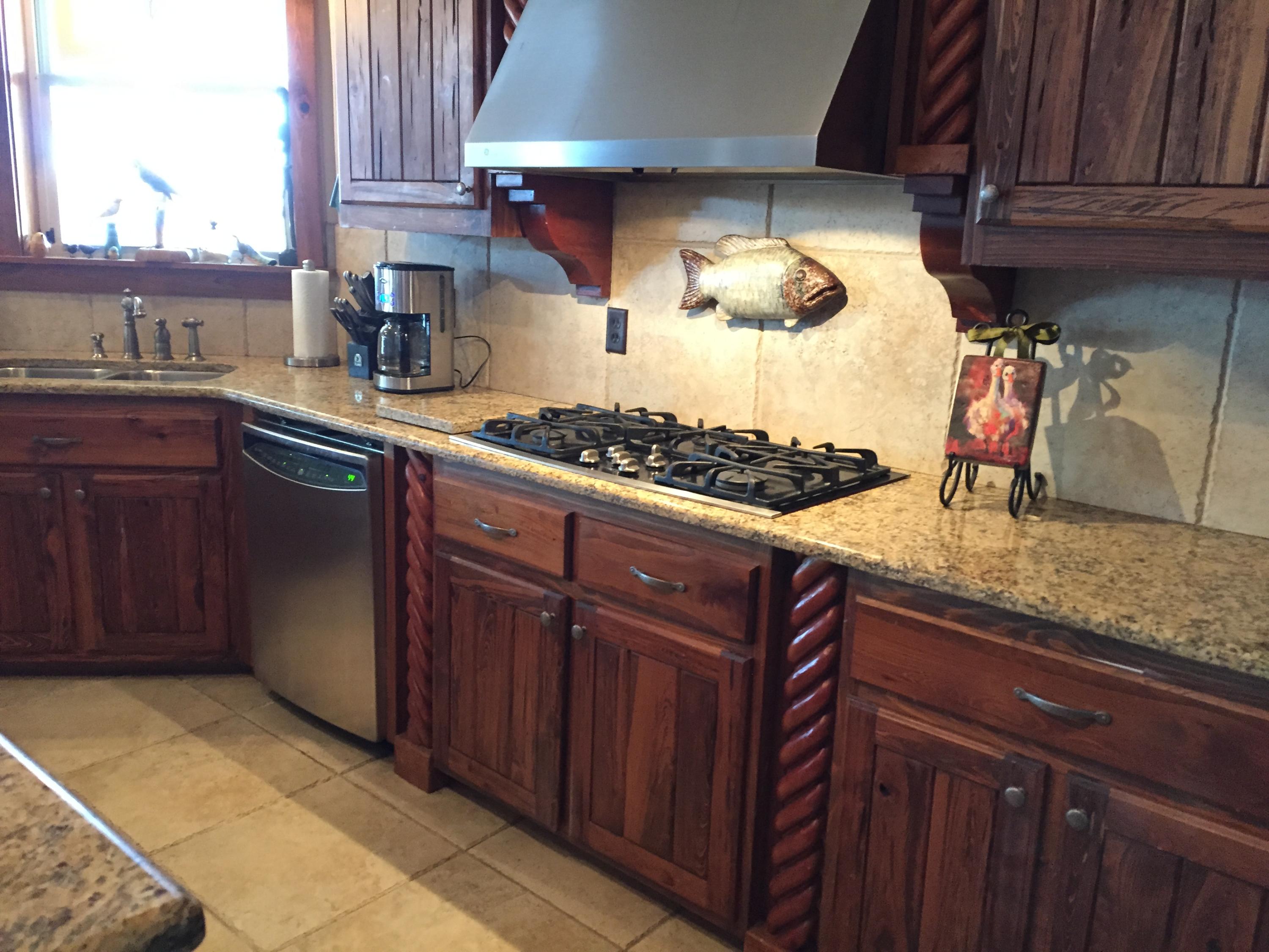 HEWETT BAYOU - Residential