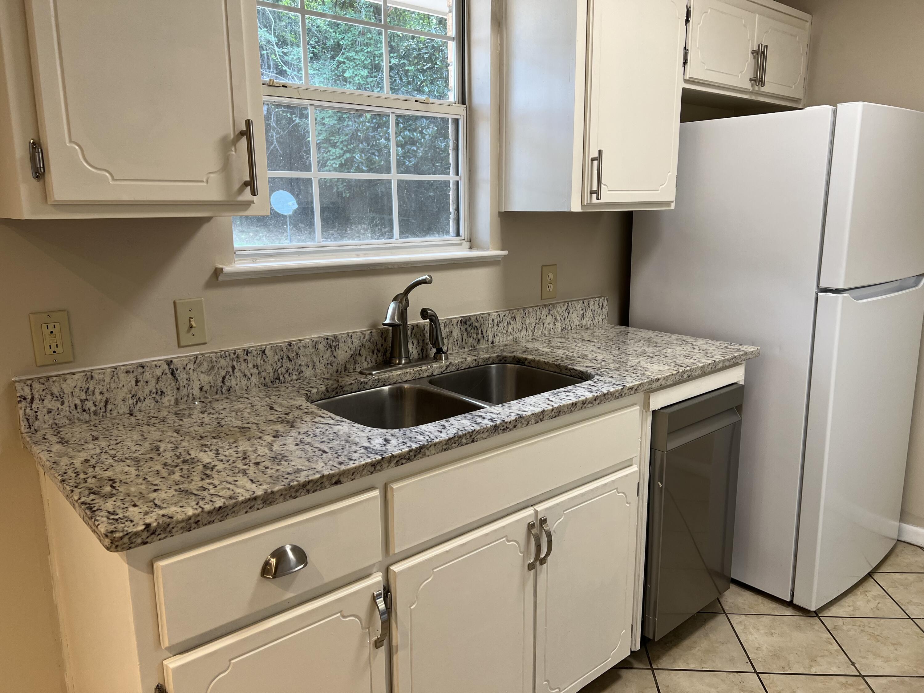 Plat of Defuniak Springs - Residential Lease