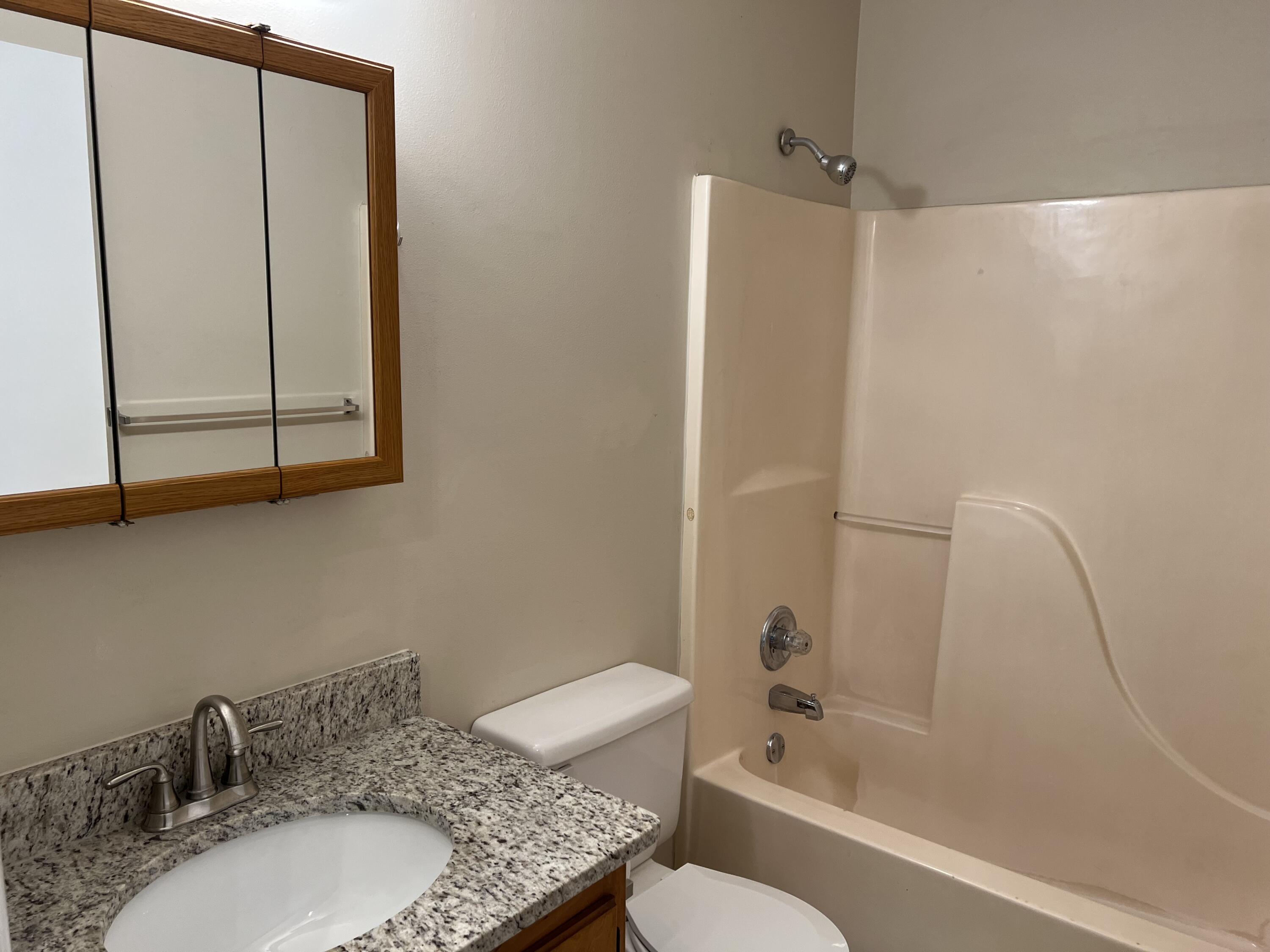 Plat of Defuniak Springs - Residential Lease
