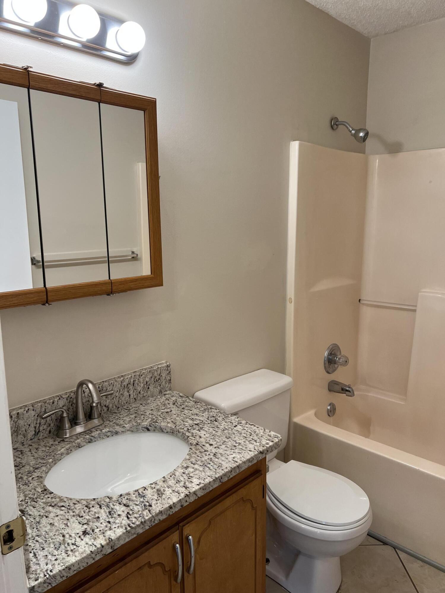 Plat of Defuniak Springs - Residential Lease