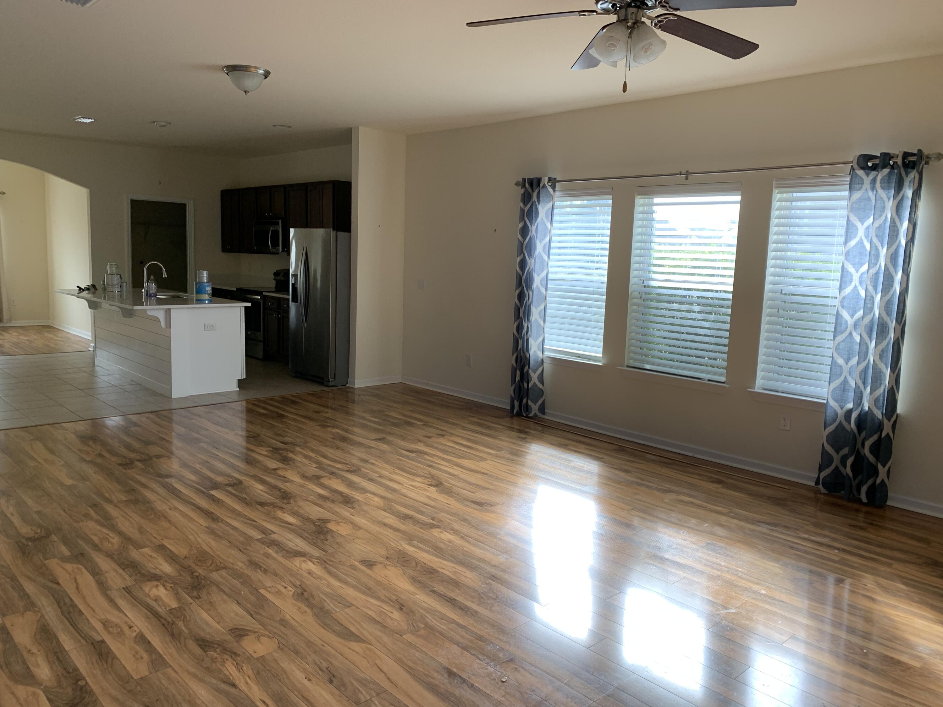 HAMMOCK BAY - Residential Lease