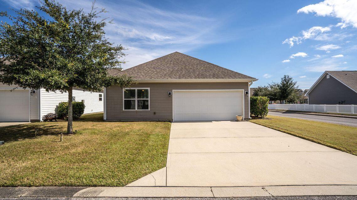 HAMMOCK BAY - Residential Lease