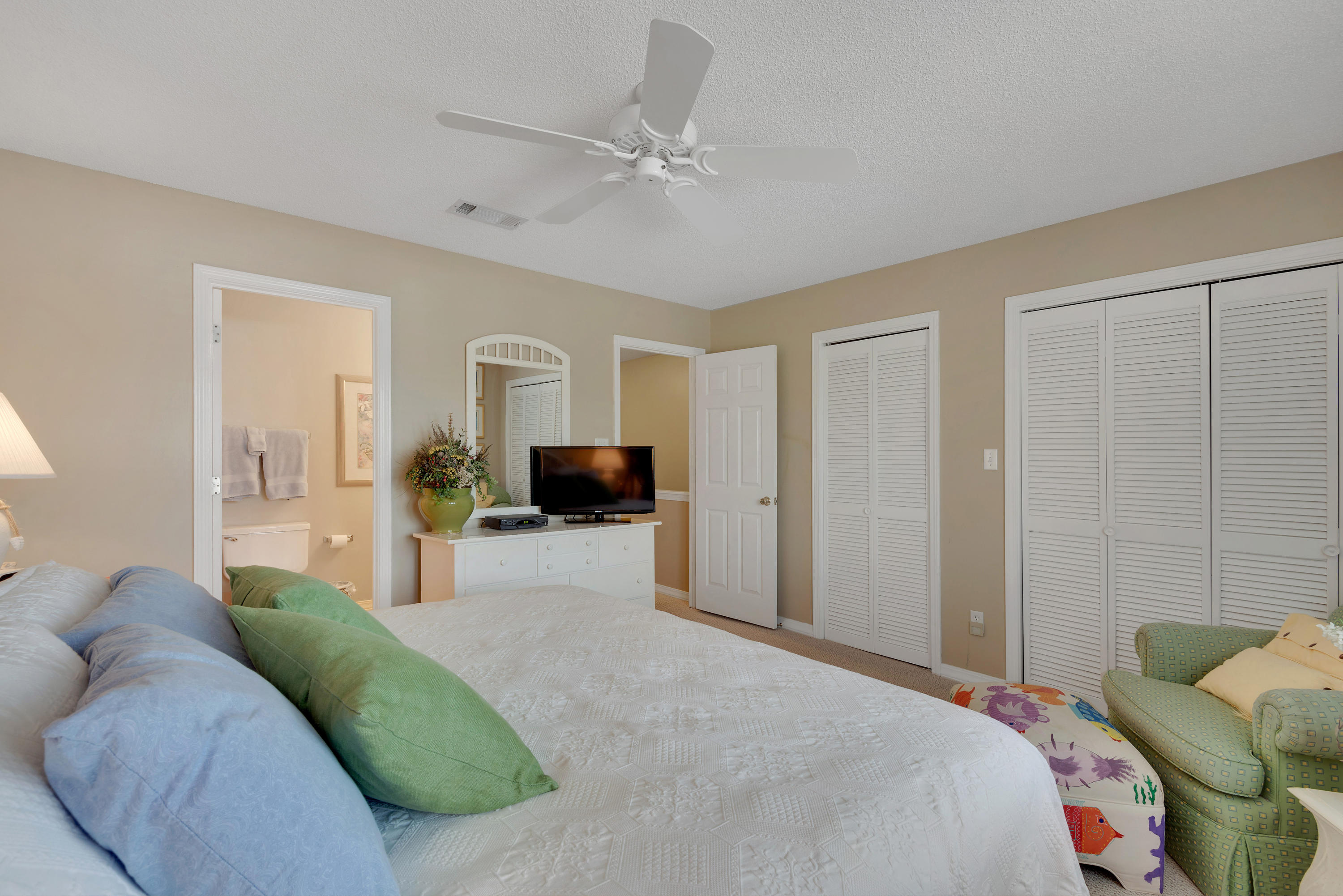 SEASCAPE CONDO PH 7C - Residential