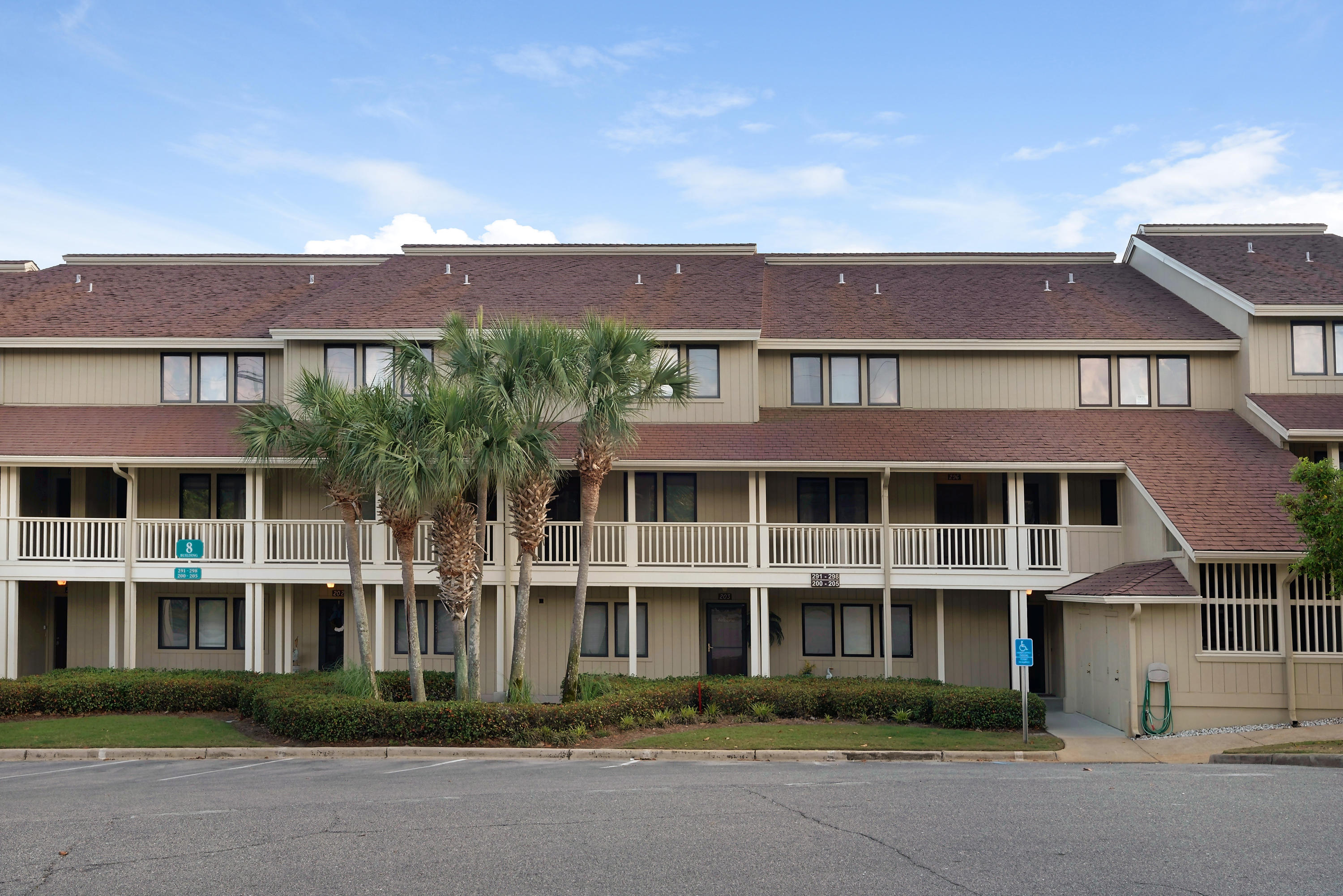 SEASCAPE CONDO PH 7C - Residential