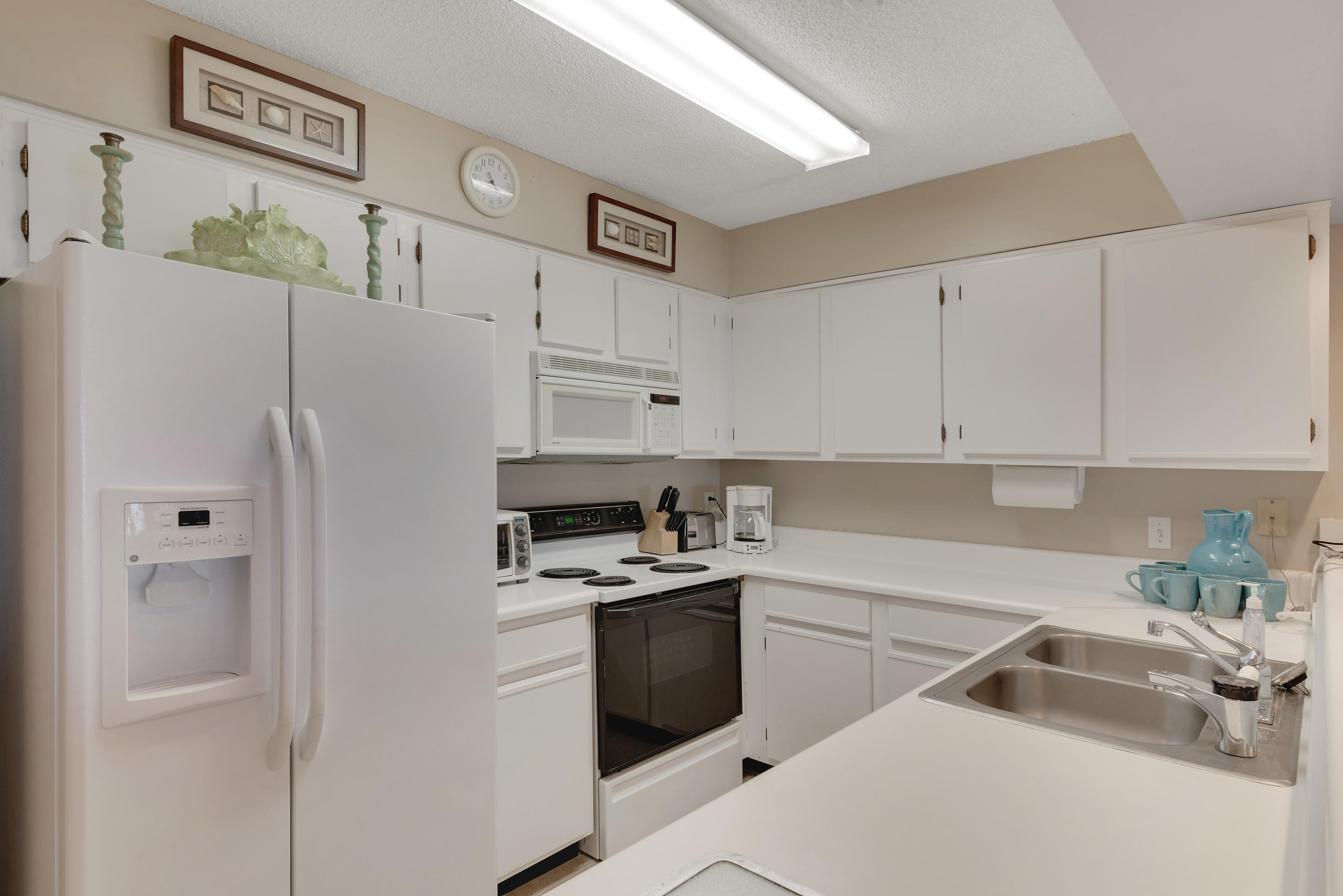 SEASCAPE CONDO PH 7C - Residential