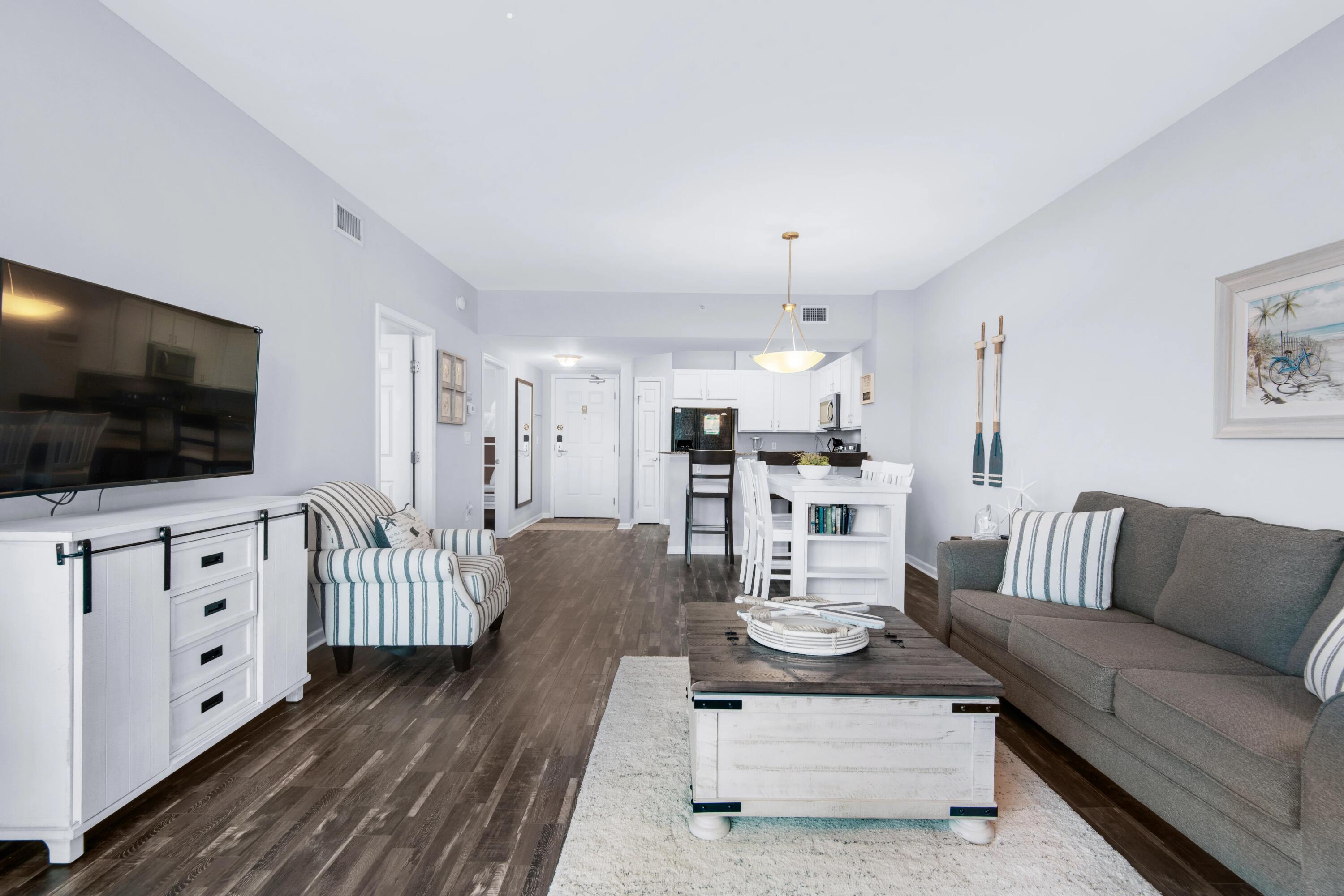 THE PALMS OF DESTIN - Residential