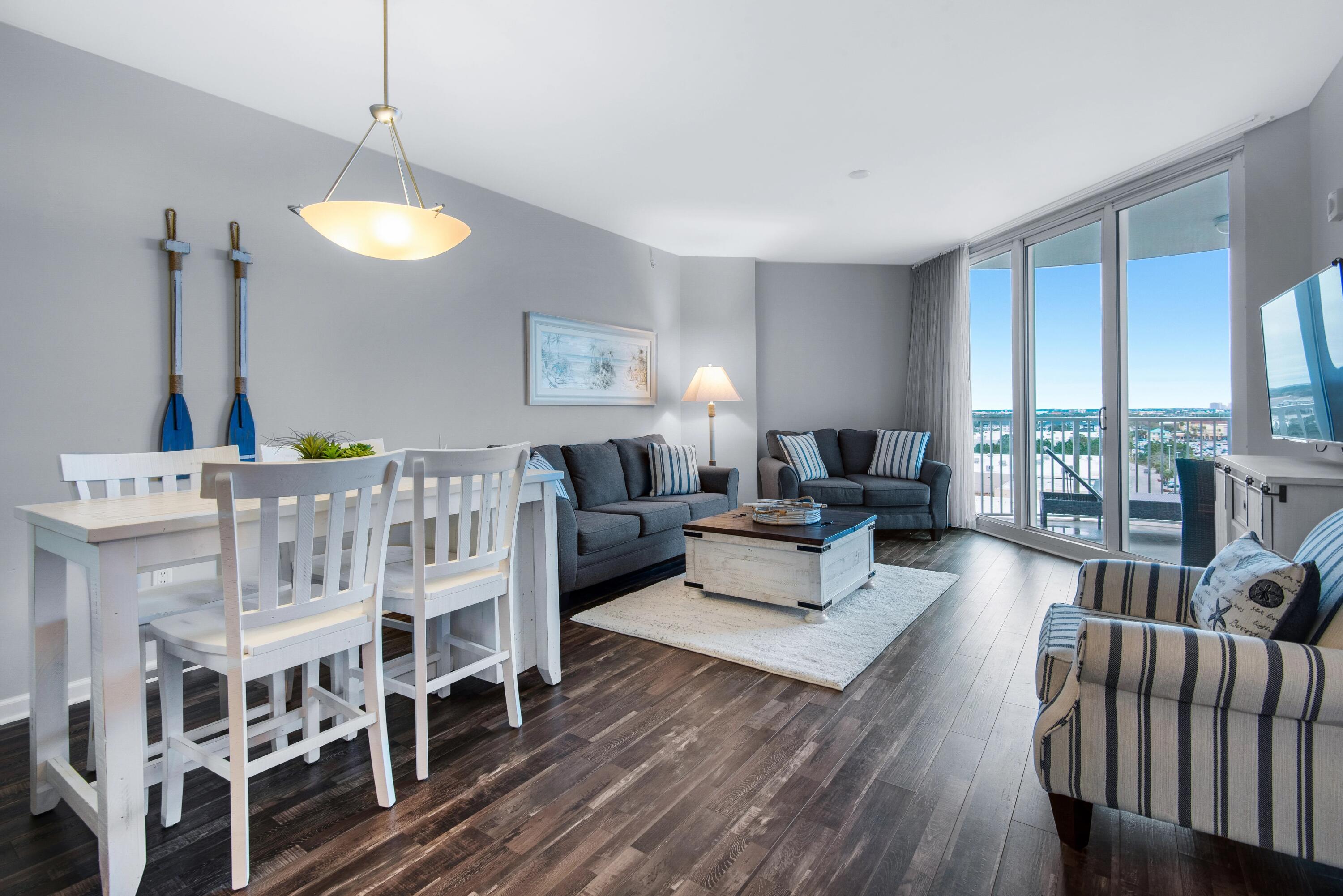 THE PALMS OF DESTIN - Residential