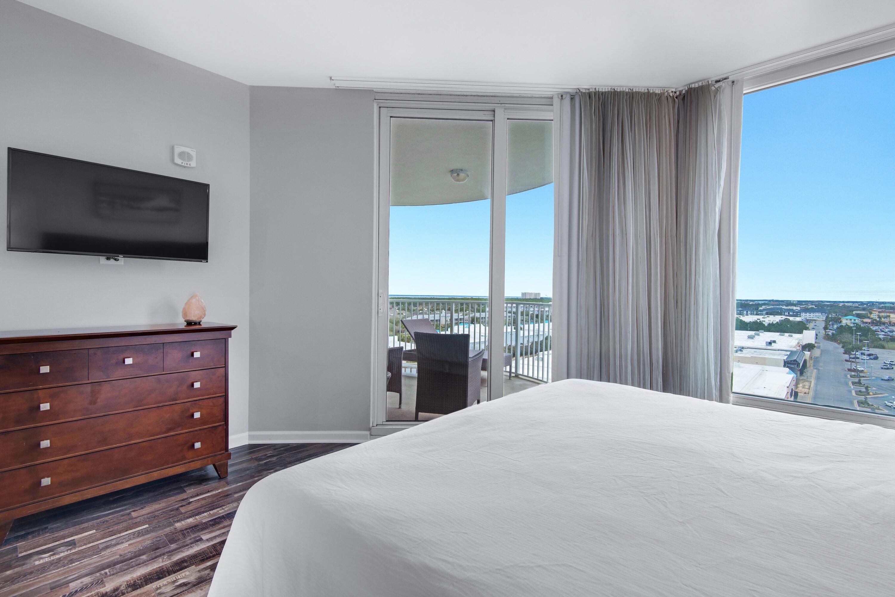 THE PALMS OF DESTIN - Residential