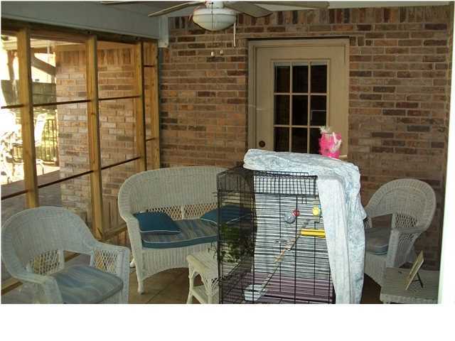 RIVERSIDE NORTH - Residential Lease
