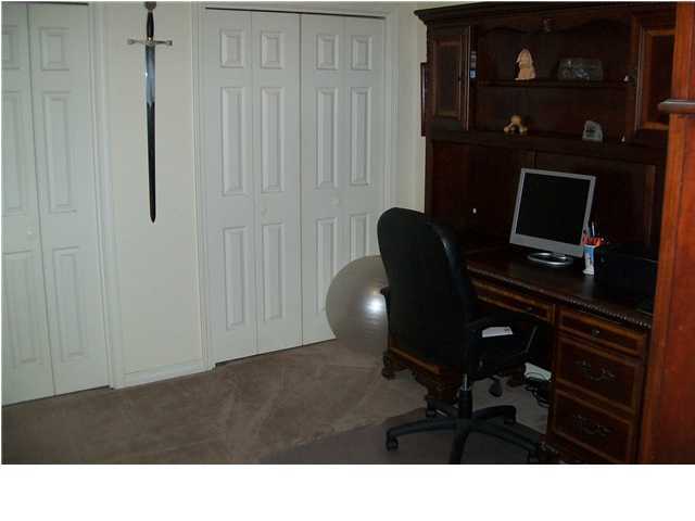 RIVERSIDE NORTH - Residential Lease