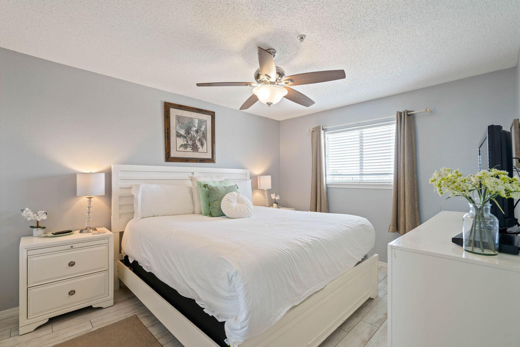 CRYSTAL SANDS CONDO - Residential