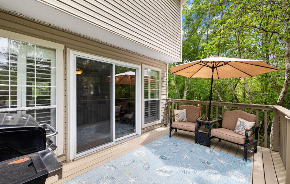 PARKWOOD ESTATES PH 1 BLUEWATER BAY - Residential