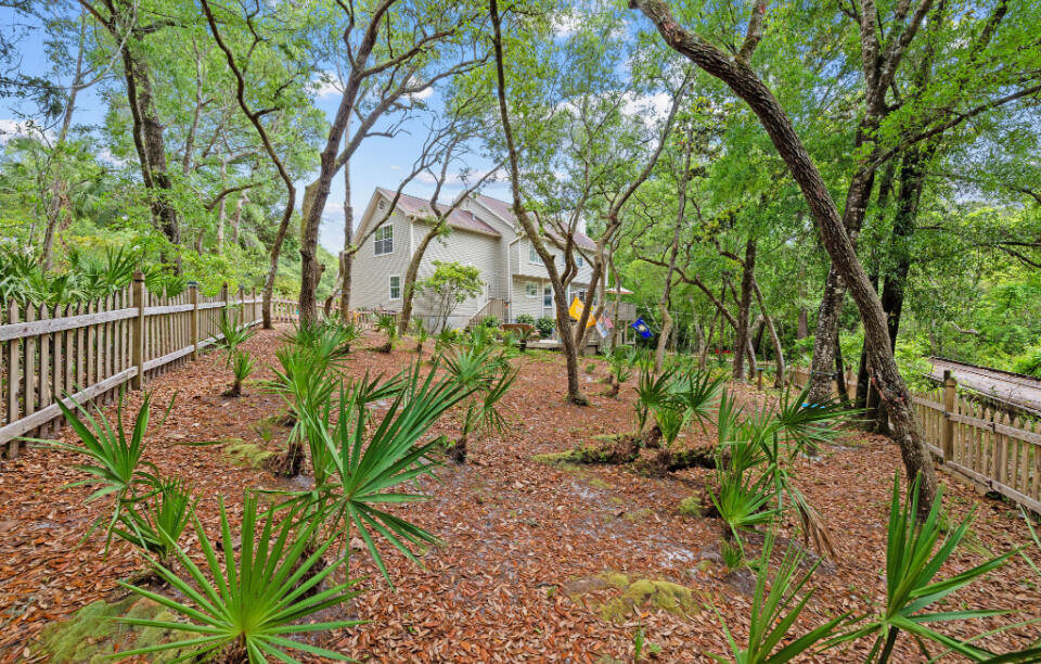 PARKWOOD ESTATES PH 1 BLUEWATER BAY - Residential