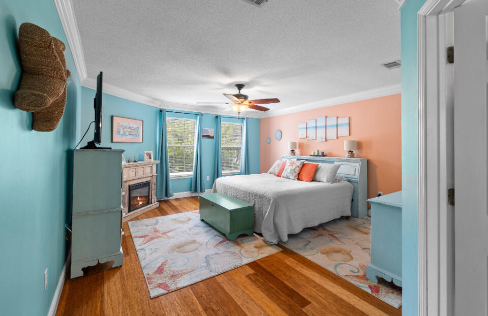 PARKWOOD ESTATES PH 1 BLUEWATER BAY - Residential