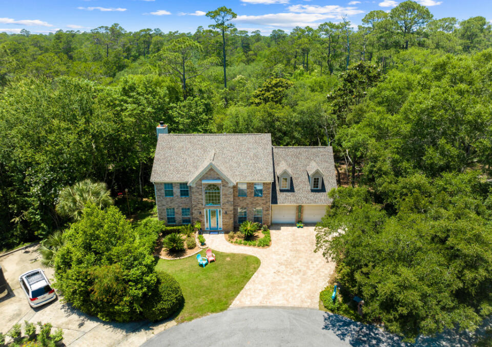 PARKWOOD ESTATES PH 1 BLUEWATER BAY - Residential