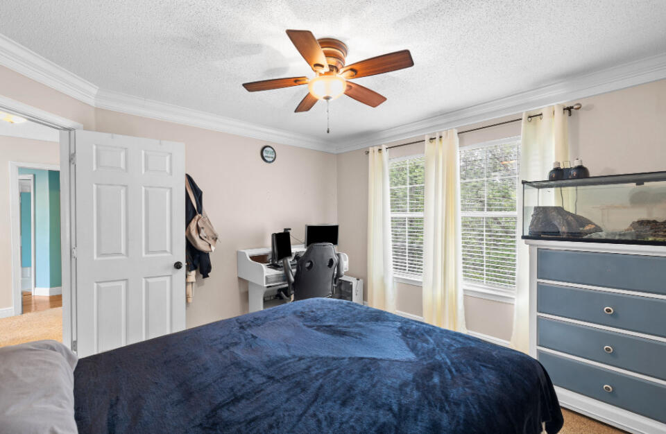 PARKWOOD ESTATES PH 1 BLUEWATER BAY - Residential