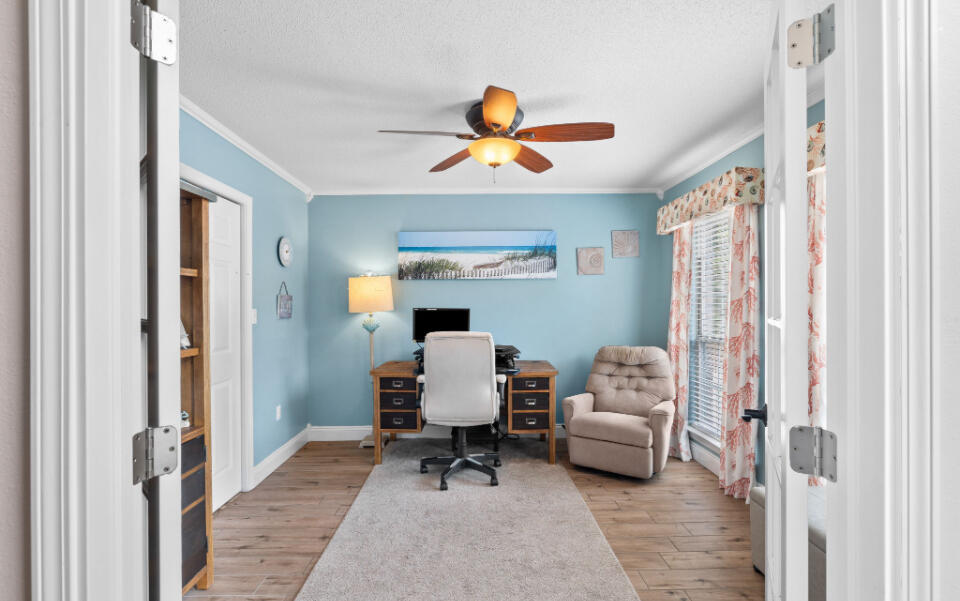 PARKWOOD ESTATES PH 1 BLUEWATER BAY - Residential