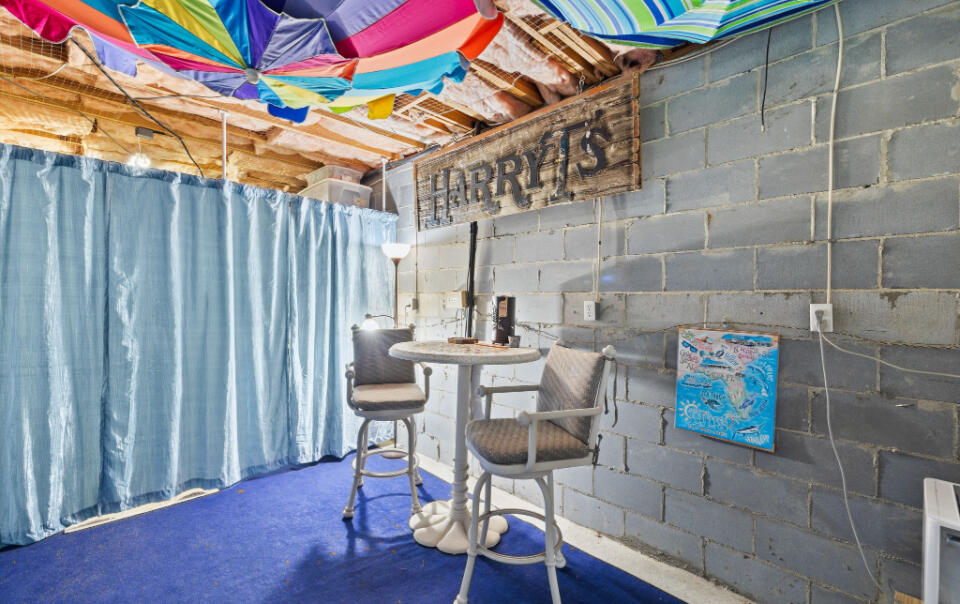 PARKWOOD ESTATES PH 1 BLUEWATER BAY - Residential