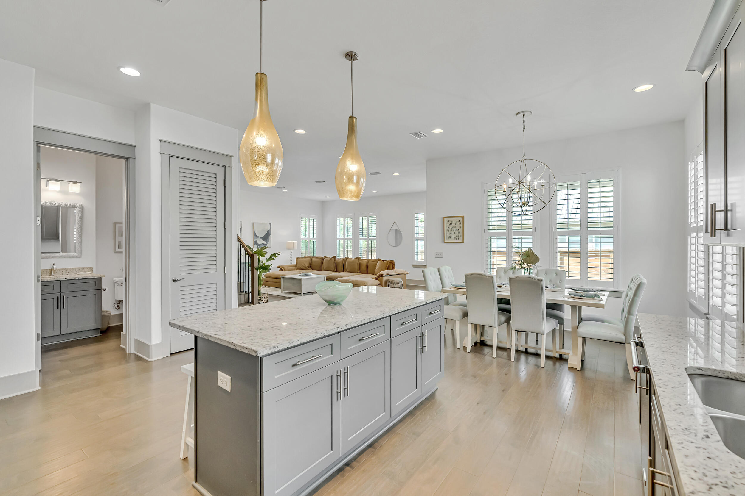 FRANGISTA BEACH 2ND ADDN - Residential