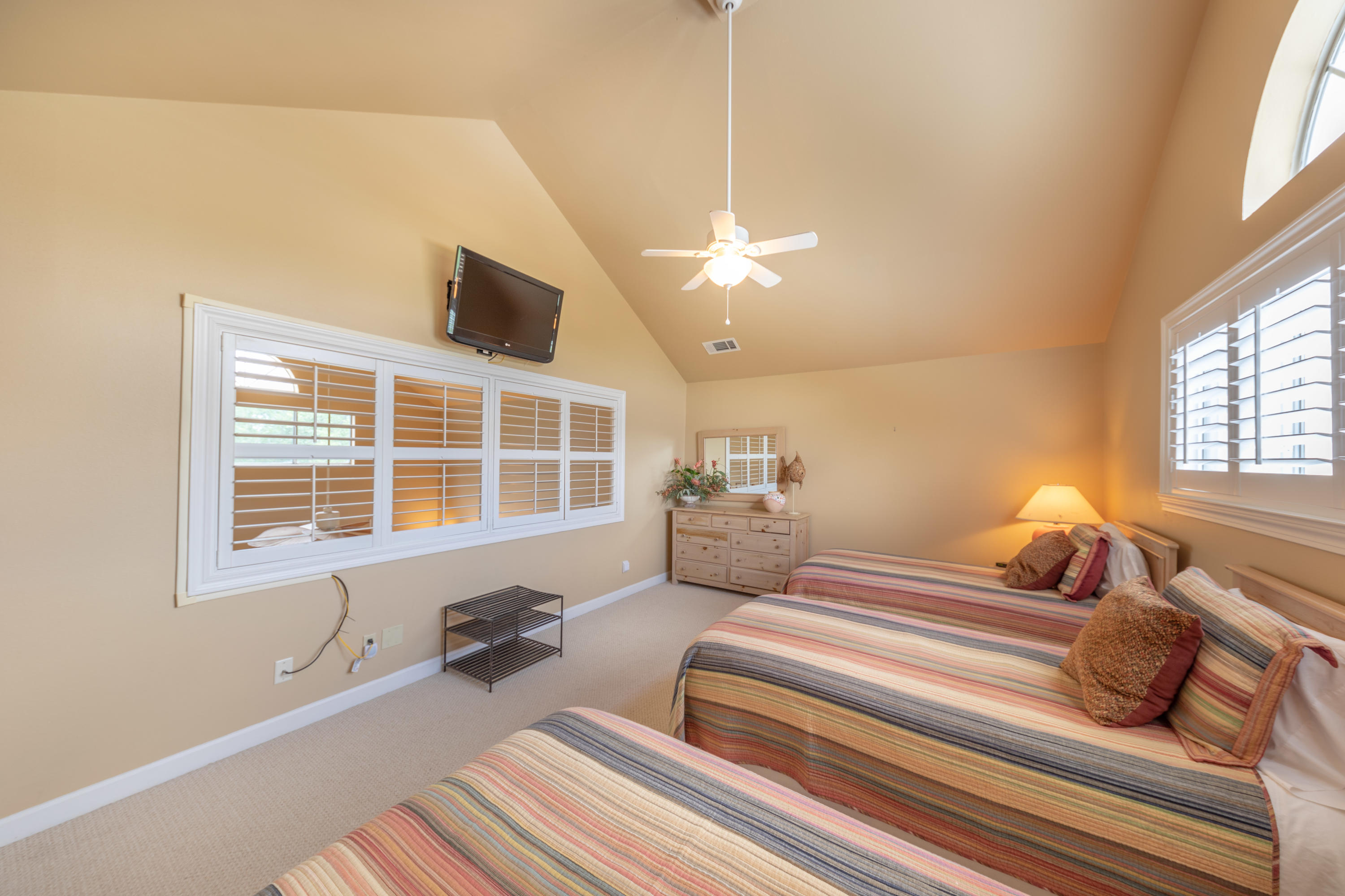 HIDDEN DUNES BEACH VILLAS - Residential