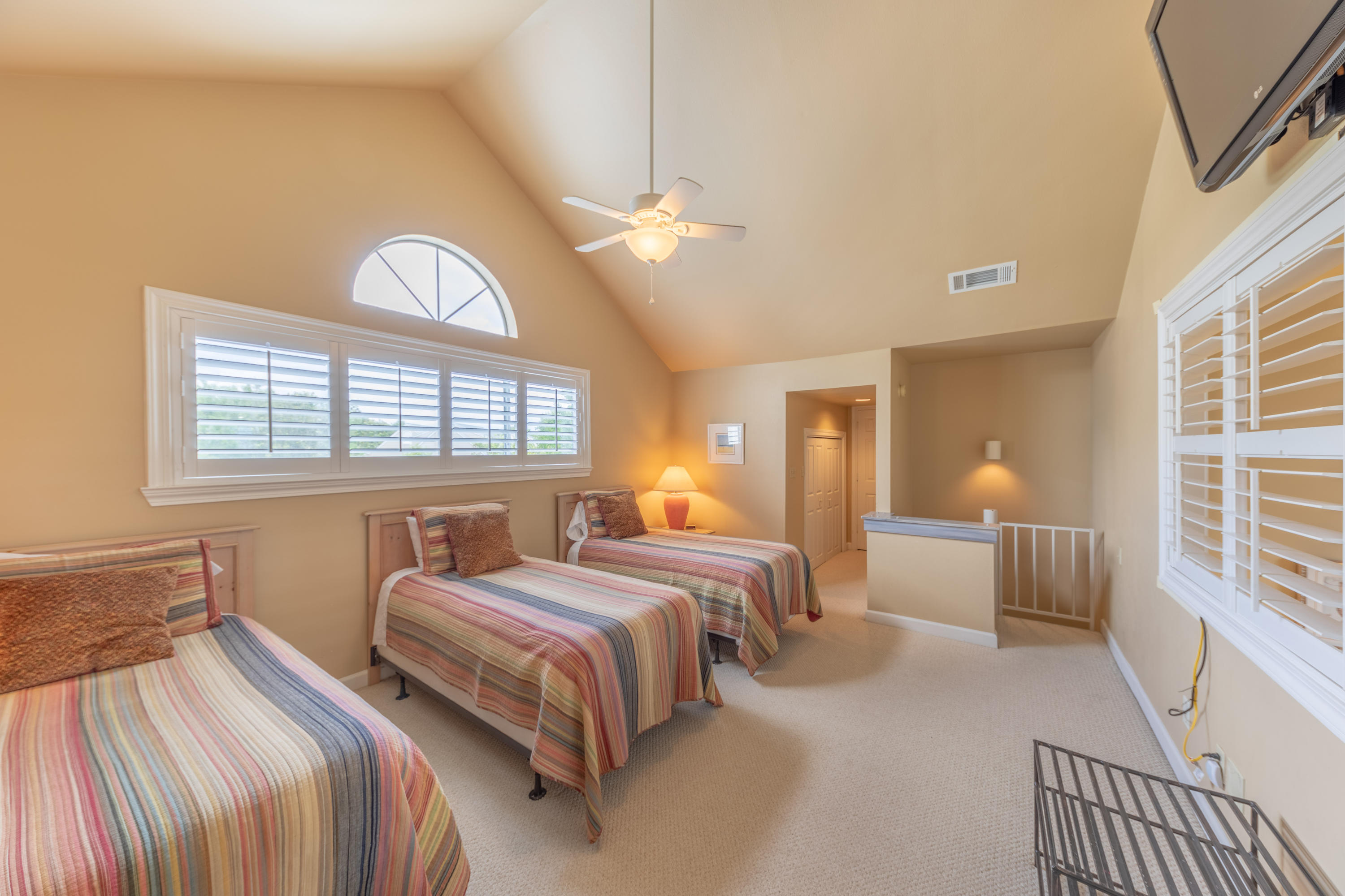 HIDDEN DUNES BEACH VILLAS - Residential