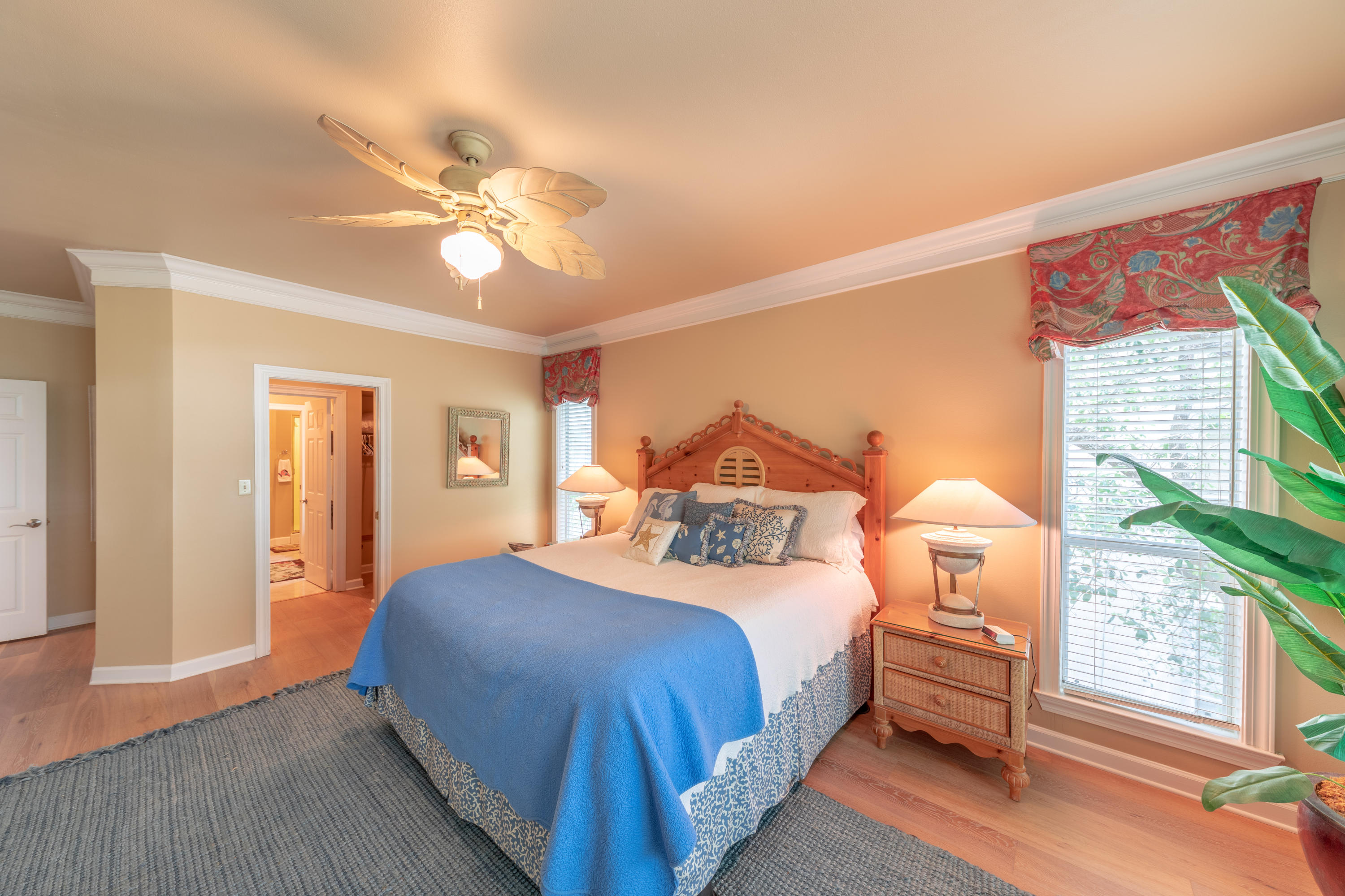 HIDDEN DUNES BEACH VILLAS - Residential