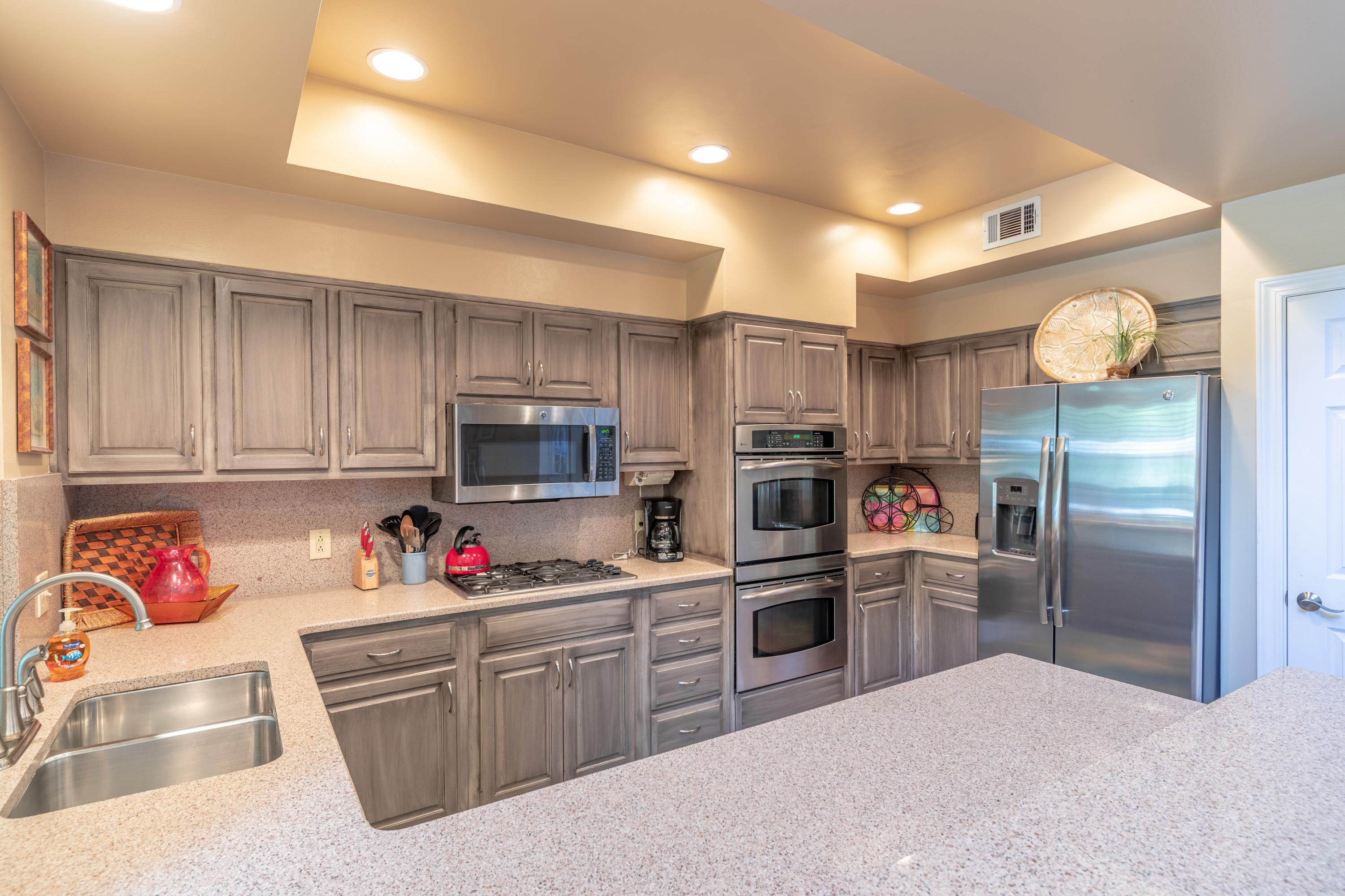 HIDDEN DUNES BEACH VILLAS - Residential