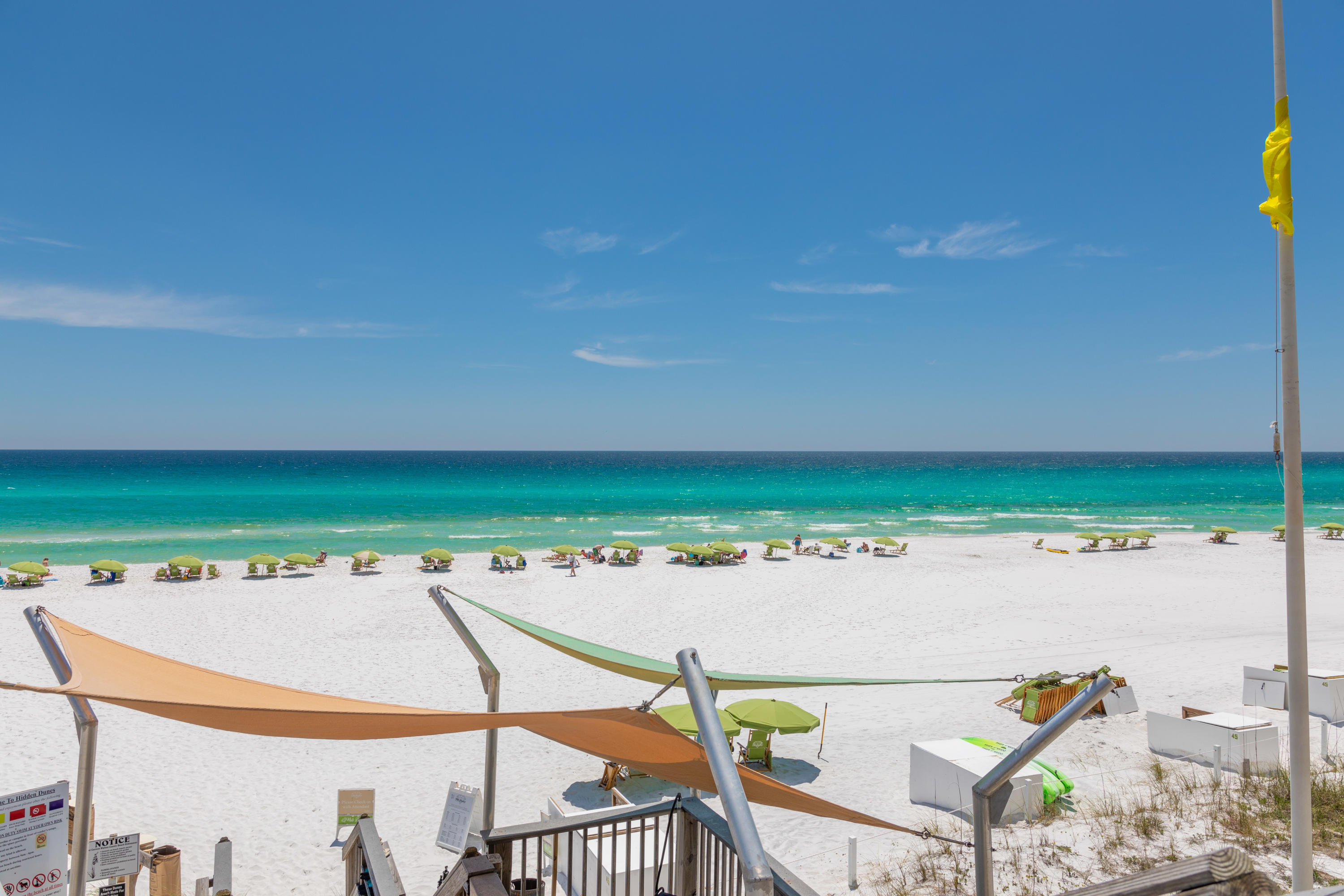 HIDDEN DUNES BEACH VILLAS - Residential