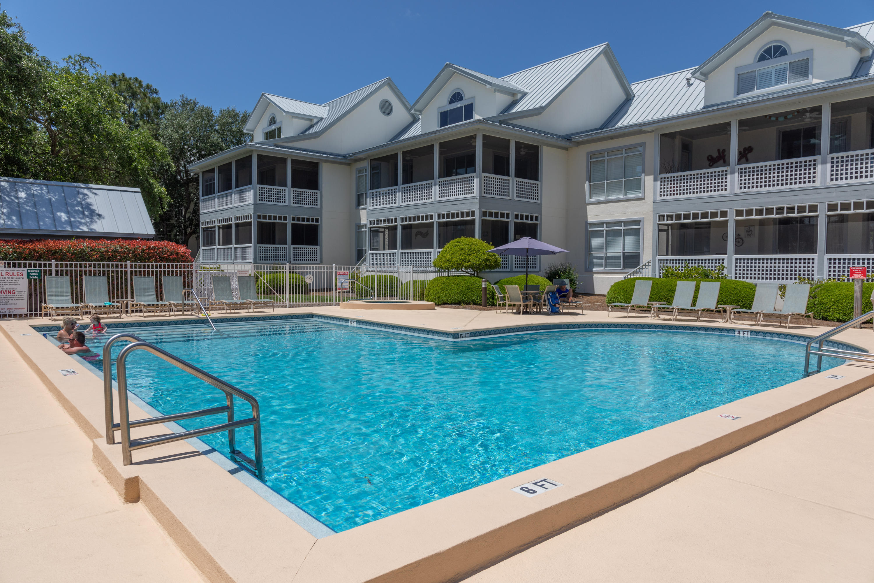 HIDDEN DUNES BEACH VILLAS - Residential