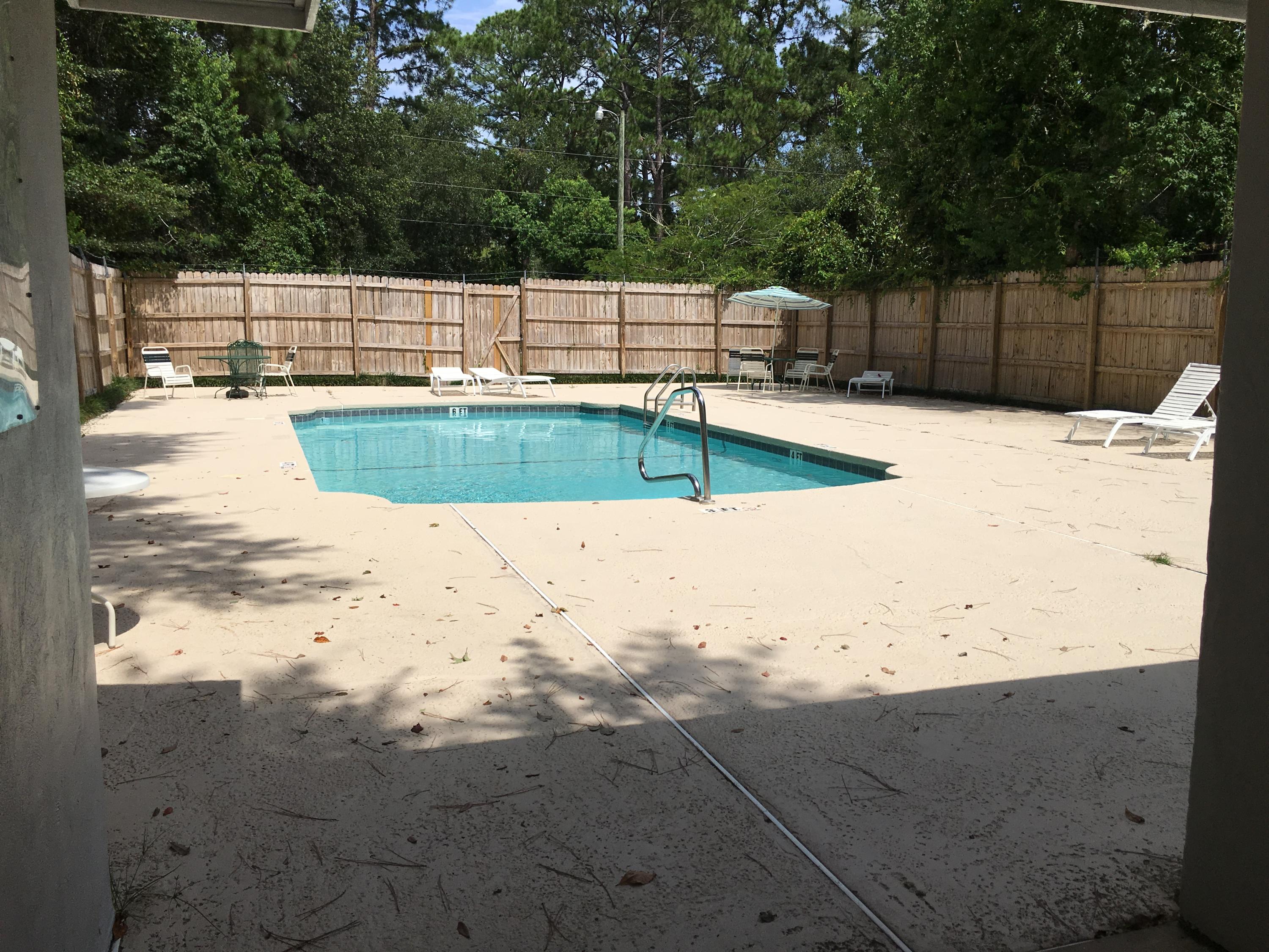 EMERALD GARDENS - Residential