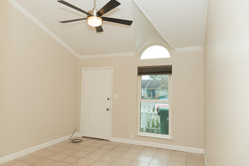 PINE MEADOWS 3RD ADDN PH 2 - Residential Lease