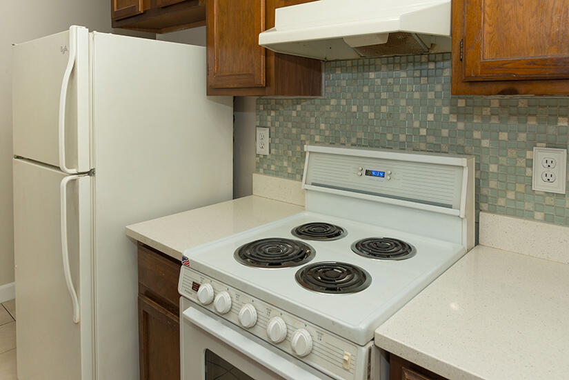 PINE MEADOWS 3RD ADDN PH 2 - Residential Lease