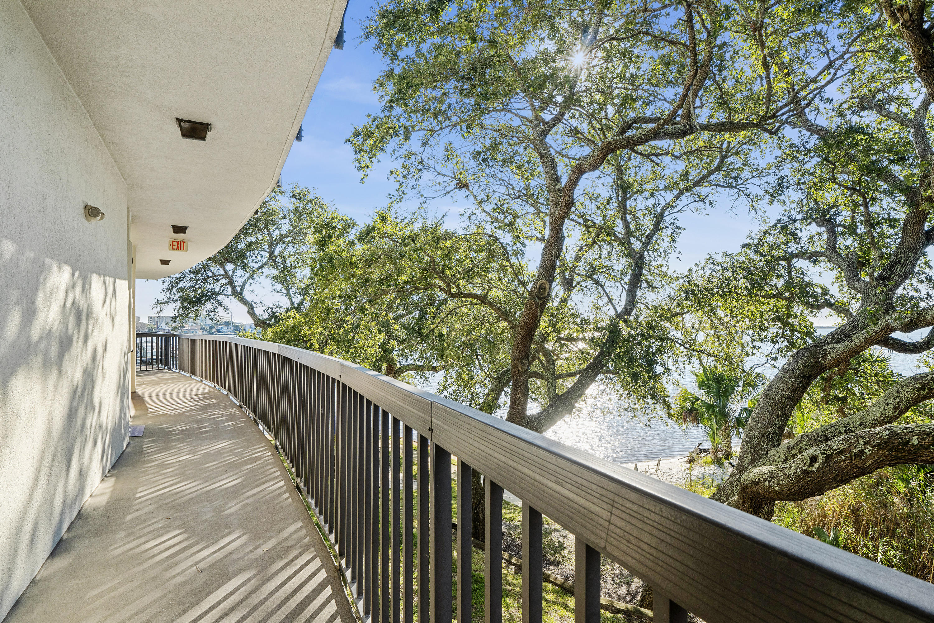 PIRATES BAY PH 1 - Residential