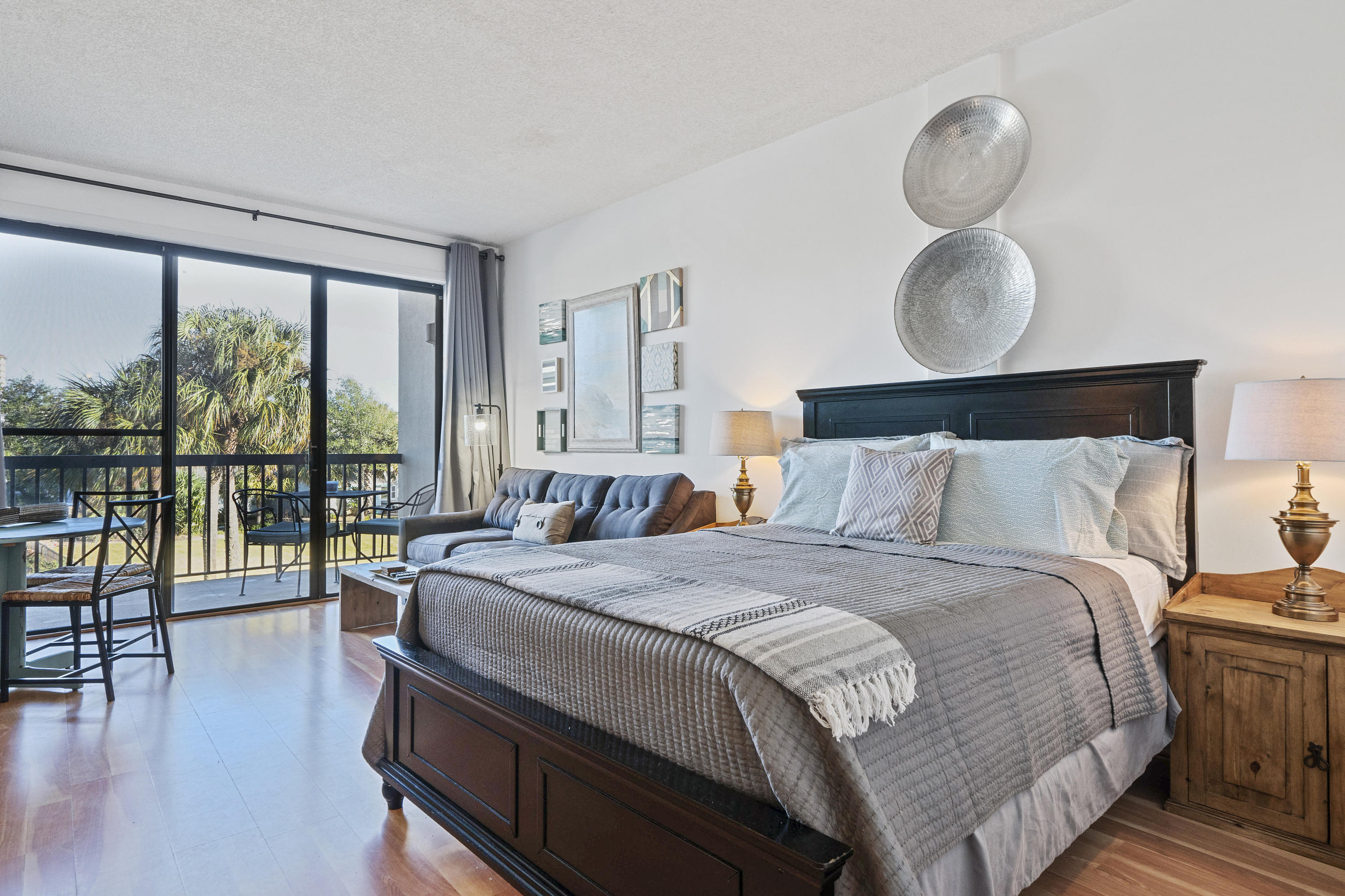 PIRATES BAY PH 1 - Residential