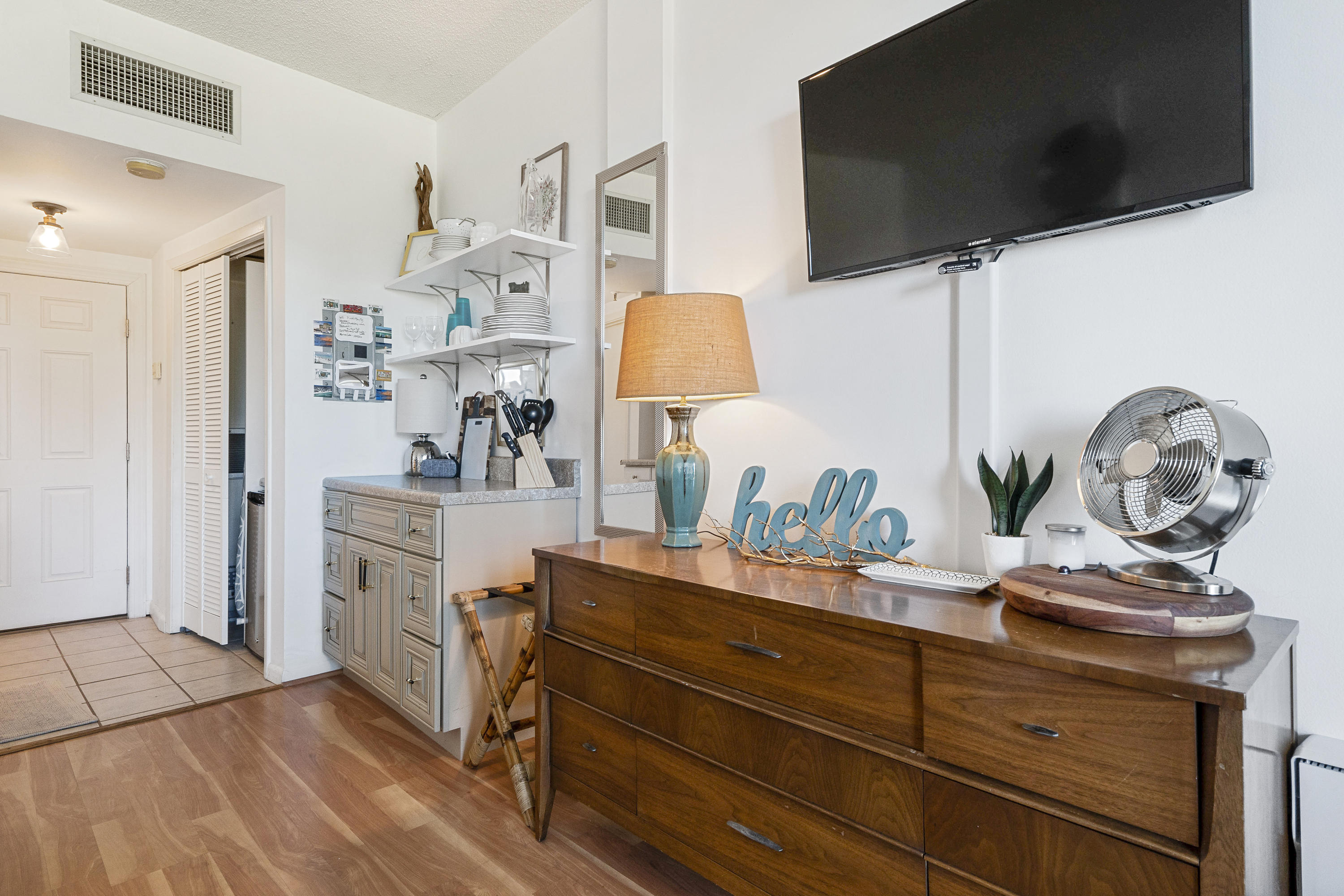 PIRATES BAY PH 1 - Residential