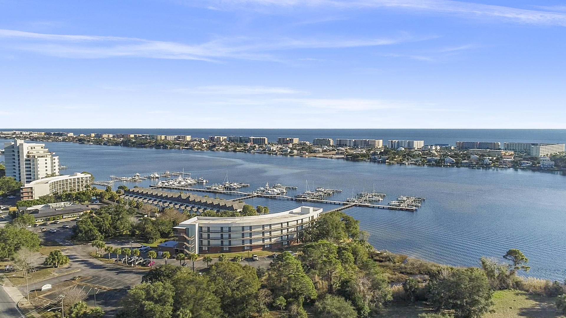 PIRATES BAY PH 1 - Residential