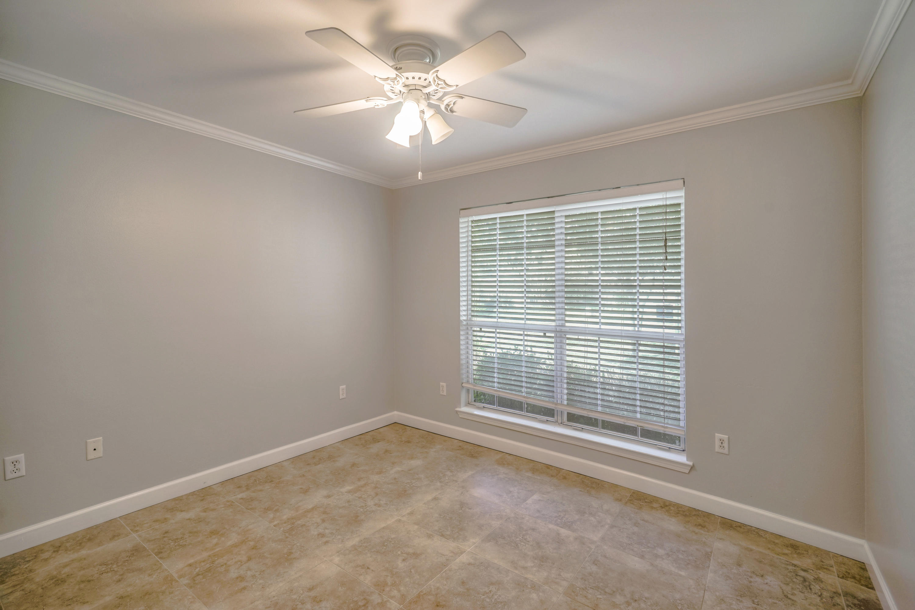 HIDDEN PINES S/D - Residential