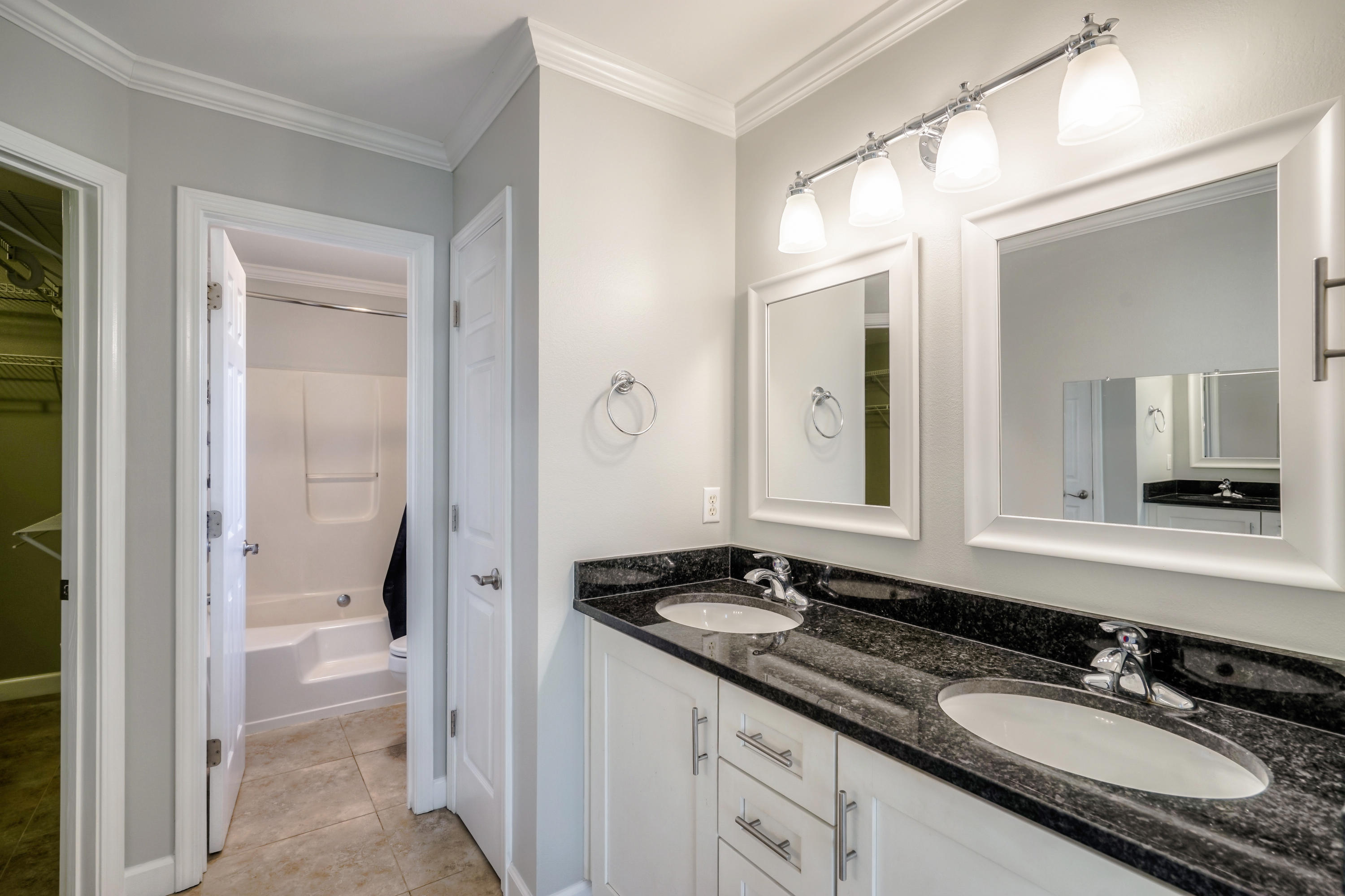 HIDDEN PINES S/D - Residential