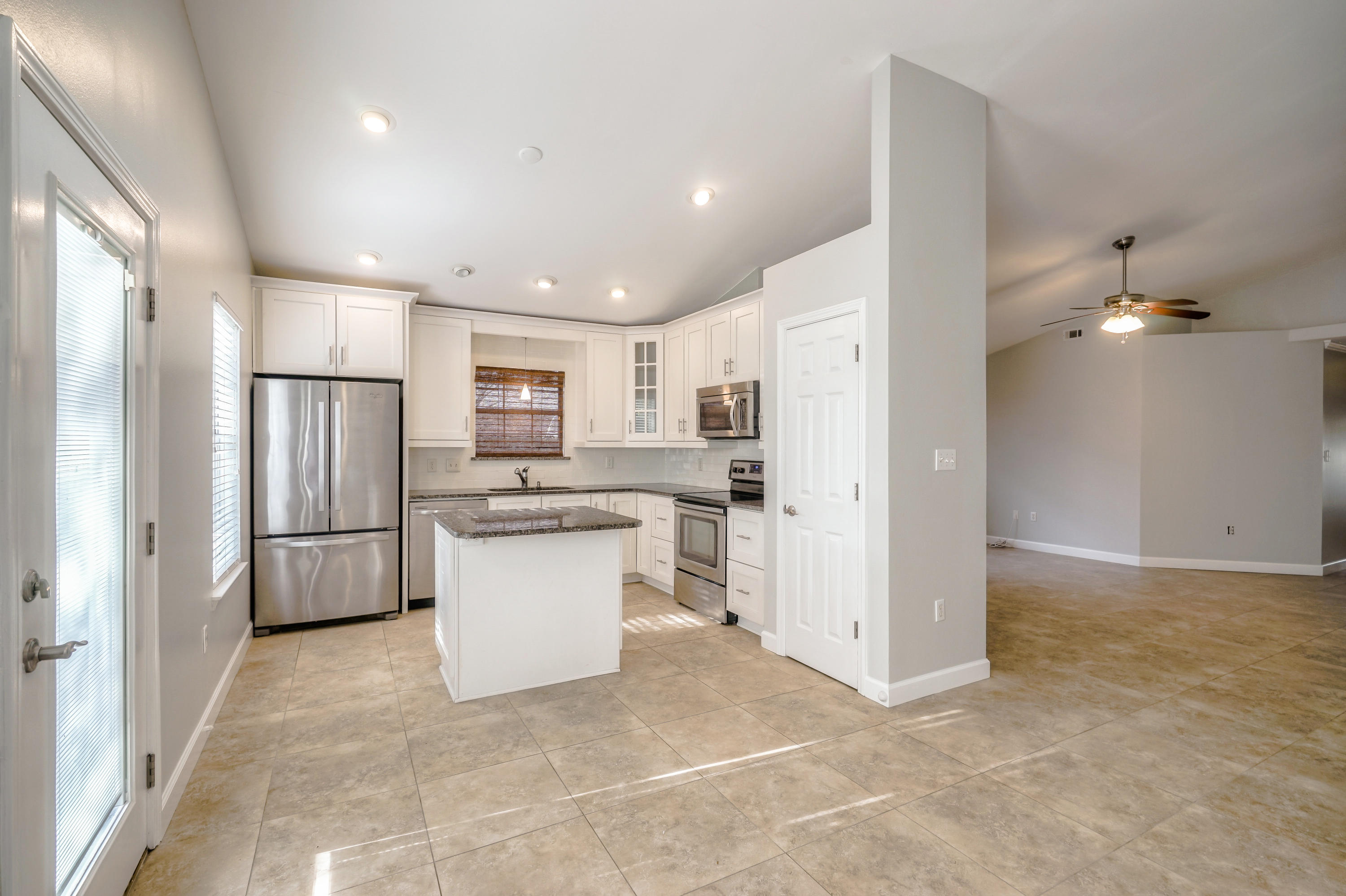 HIDDEN PINES S/D - Residential