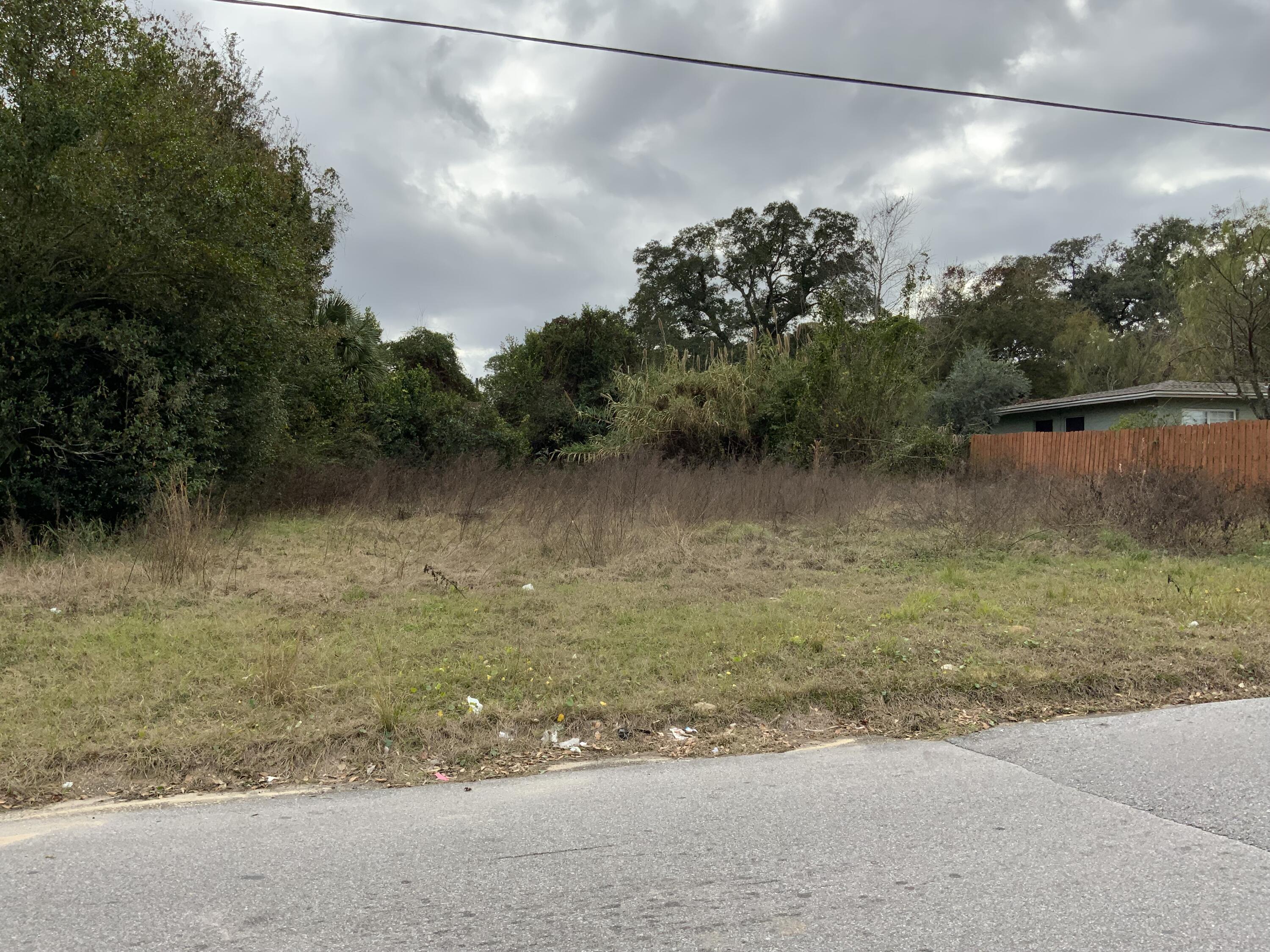 Mayfair First Addition - Land