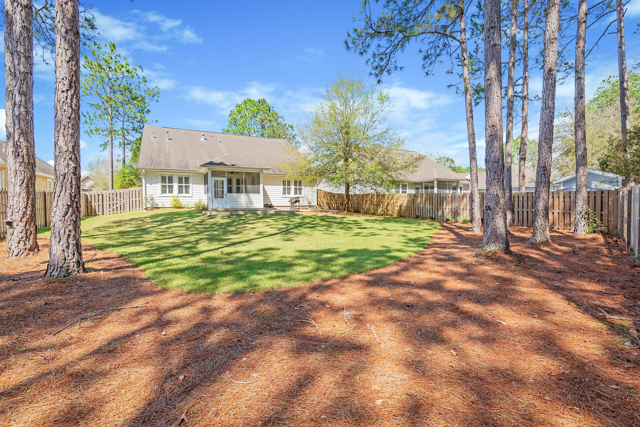 HAMMOCK BAY - Residential