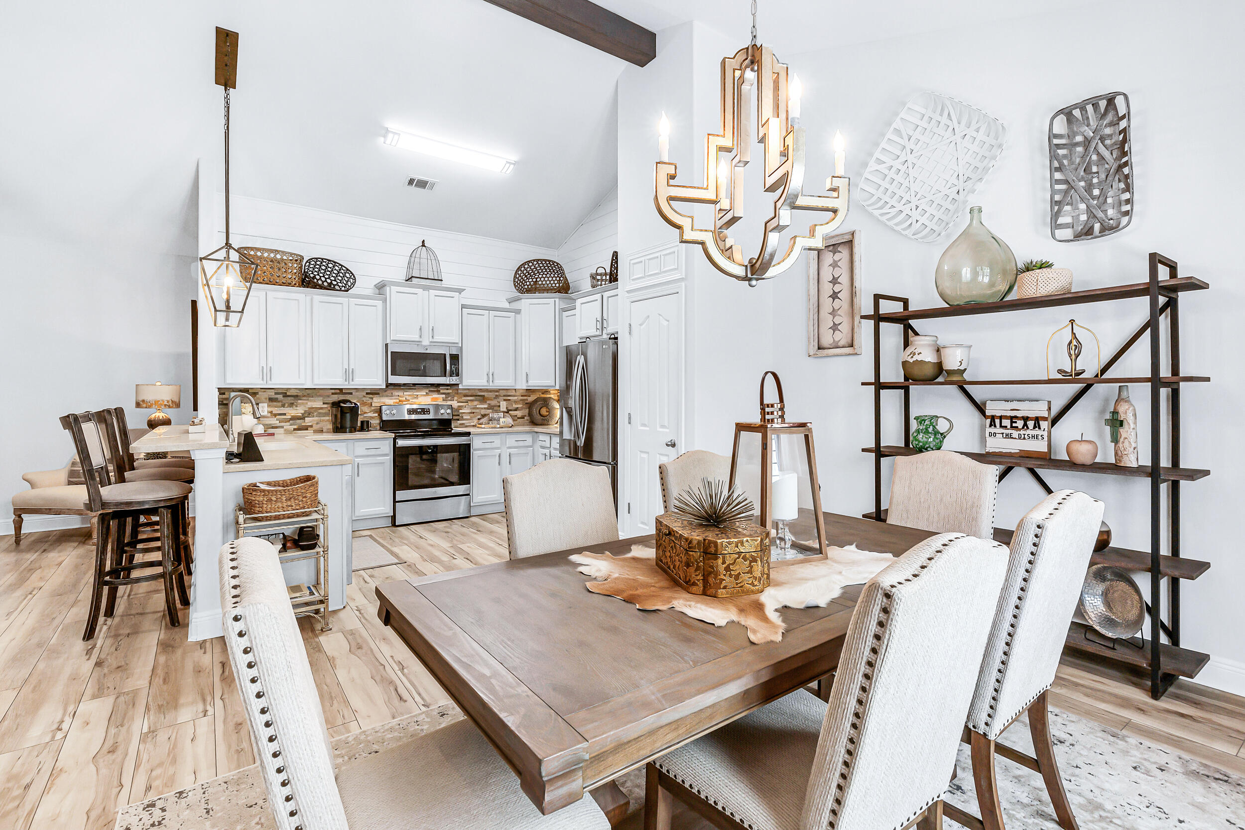 HAMMOCK BAY - Residential