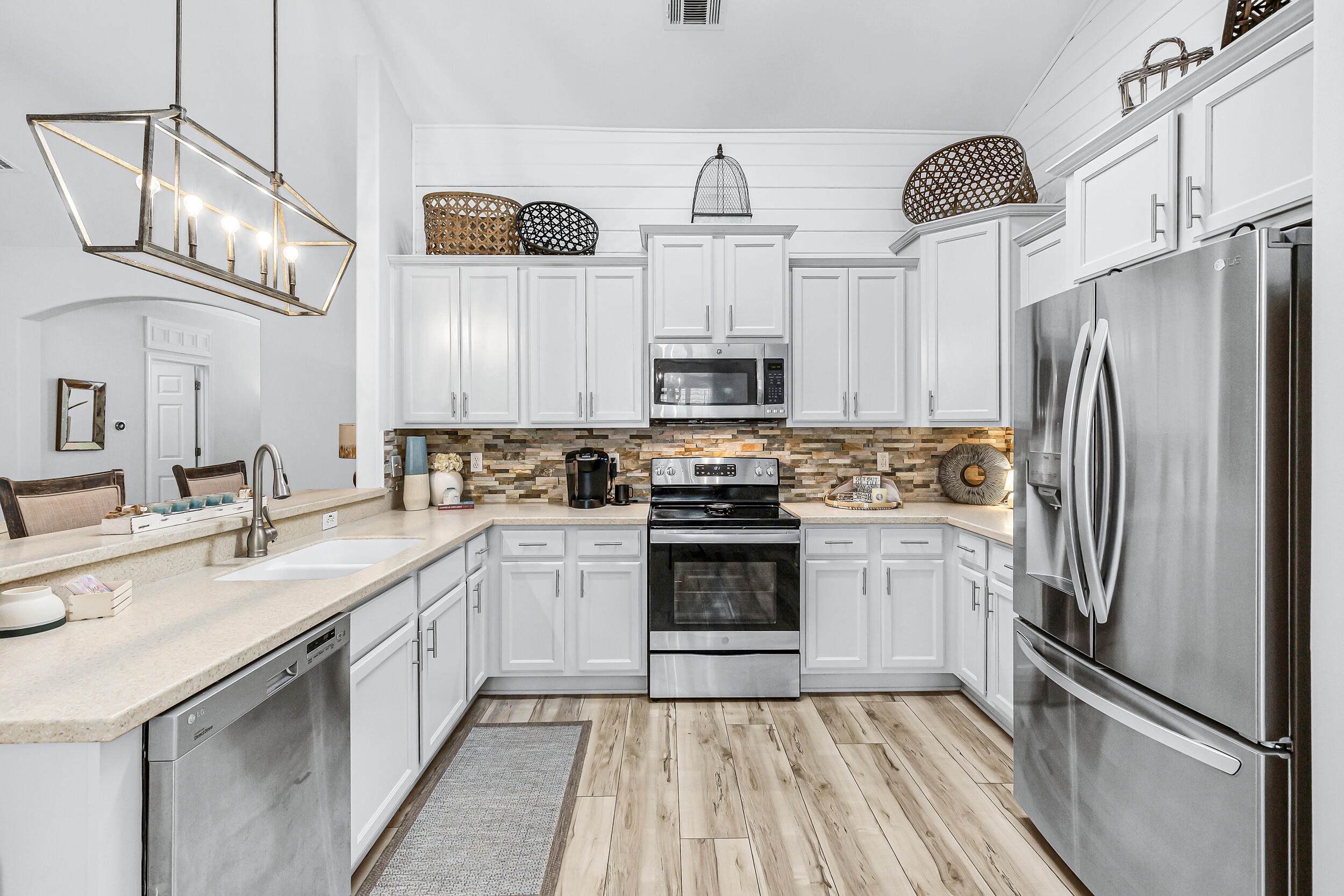 HAMMOCK BAY - Residential