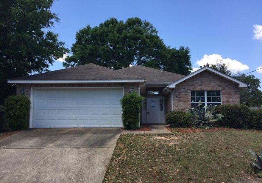 REO ~ Move in Ready home offers new carpet & new HVAC... 3 Bd / 2 Ba with ceramic tile in the kitchen & dining area & spacious master bath with double vanity, separate shower & garden tub. Large fenced back yard with covered patio. This property is eligible under the Freddie Mac First Look Initiative through May 7, 2018.