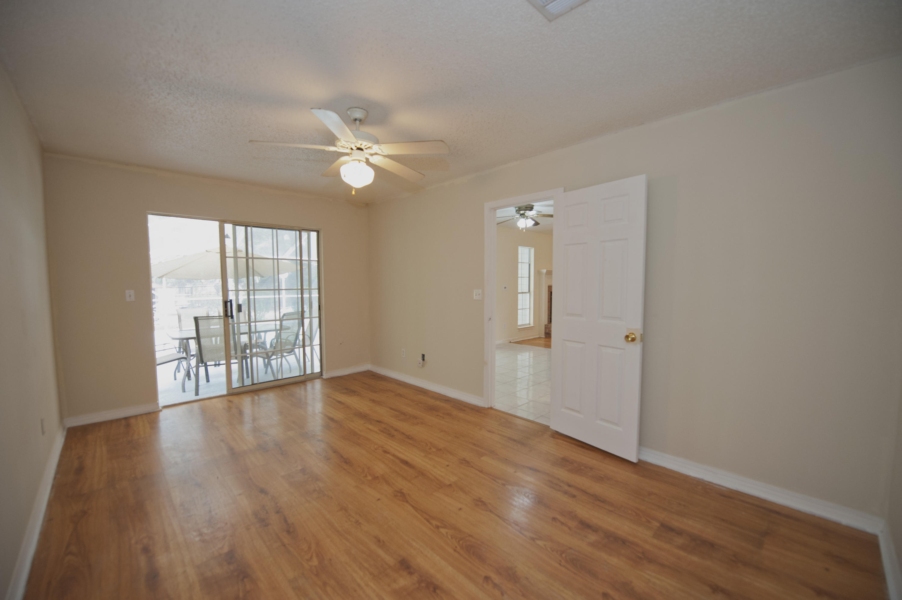 VALPARAISO PINECREST 6 - Residential