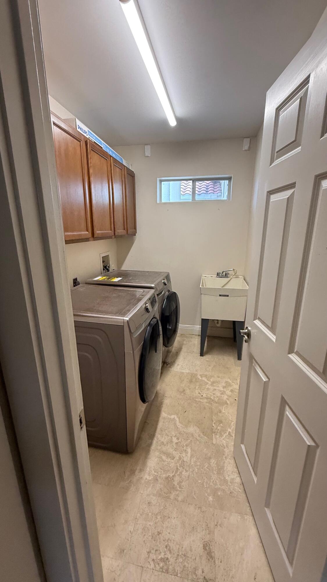Emerald Bay - Residential Lease