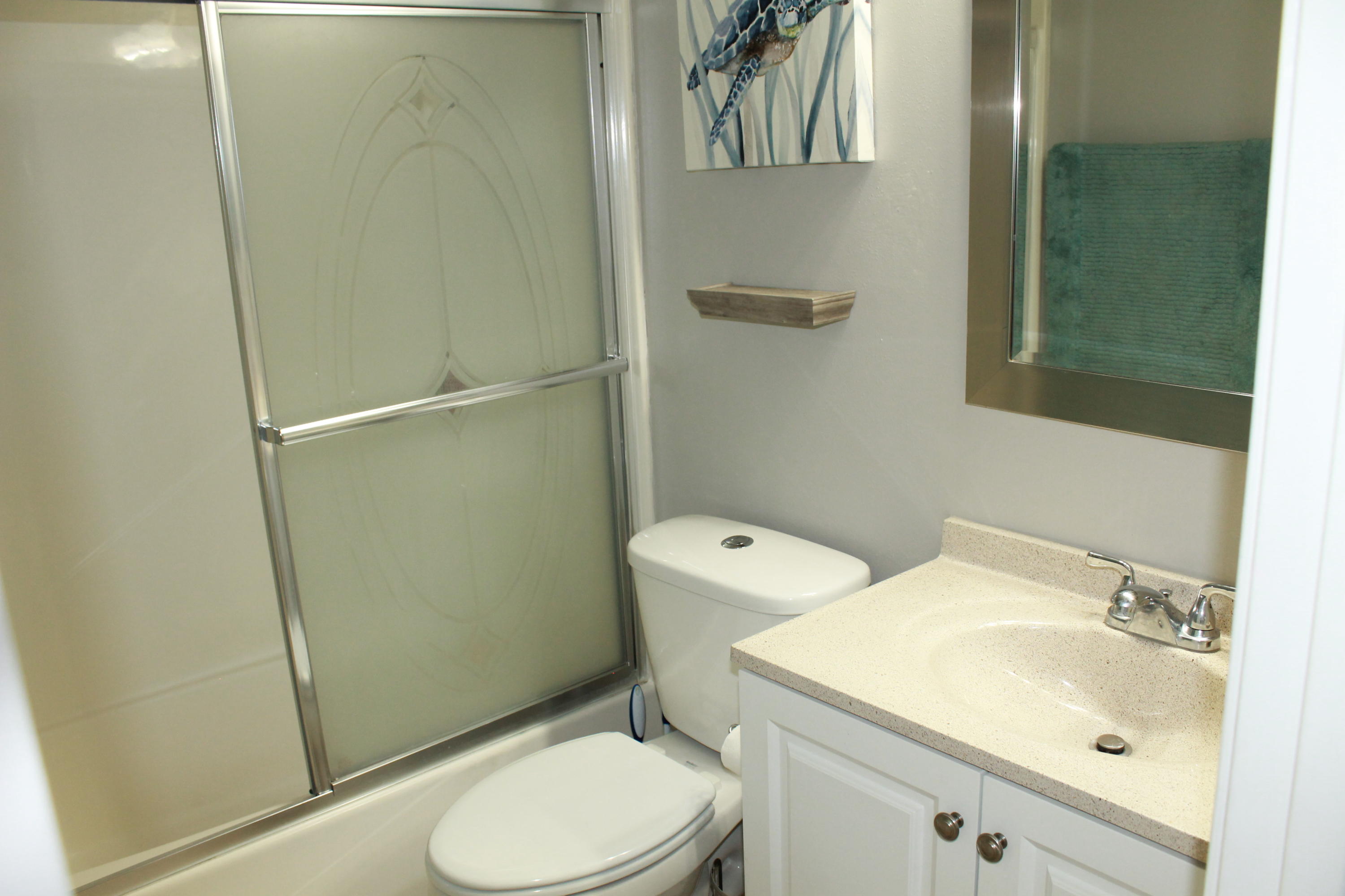 LAKESIDE CONDO AT BLUEWATER BAY - Residential