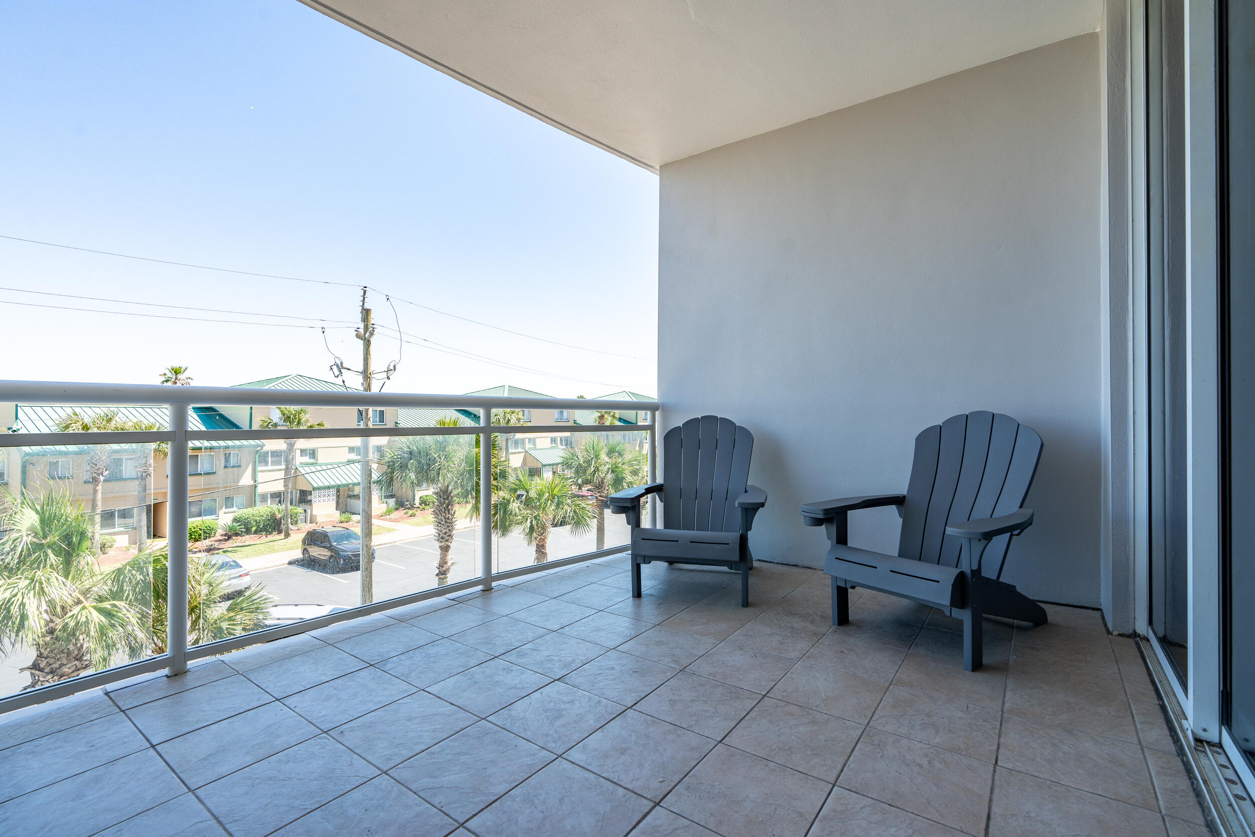 DESTIN WEST GULFSIDE VILLAS - Residential