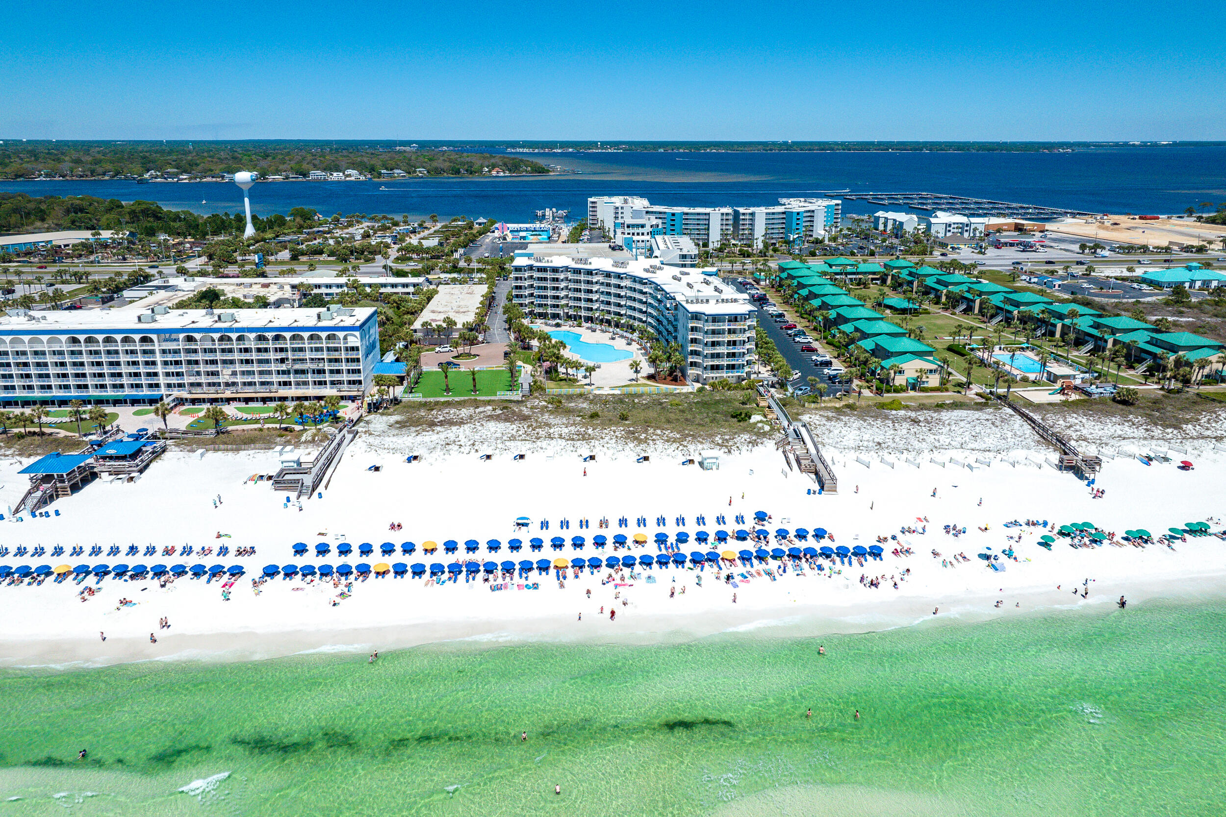 DESTIN WEST GULFSIDE VILLAS - Residential
