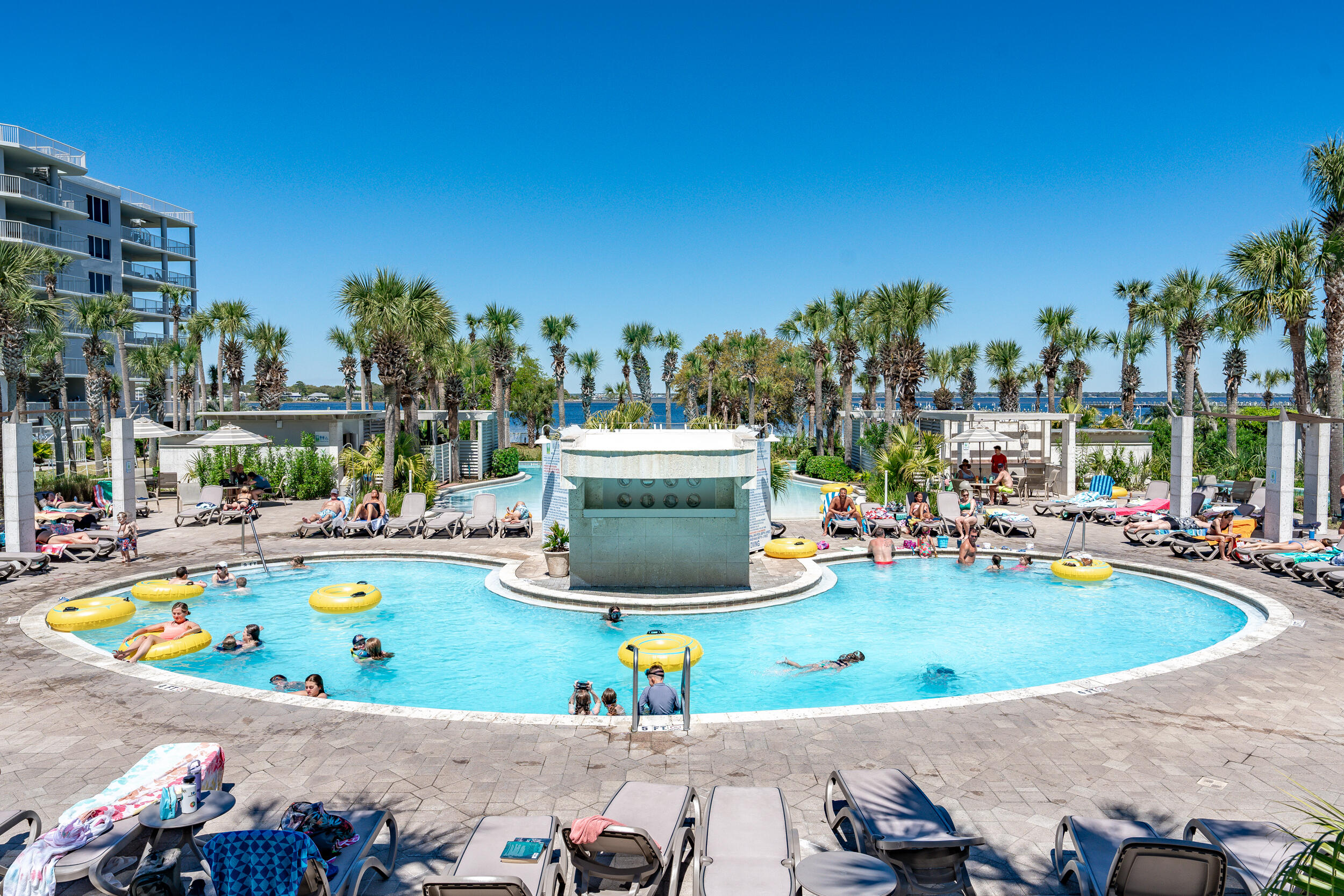 DESTIN WEST GULFSIDE VILLAS - Residential